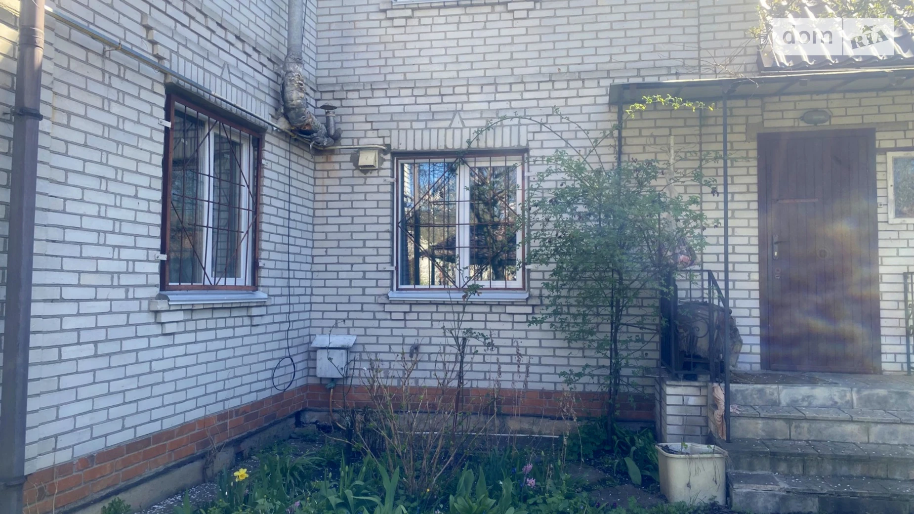 Продается дом на 2 этажа 180 кв. м с гаражом, цена: 65000 $ - фото 2