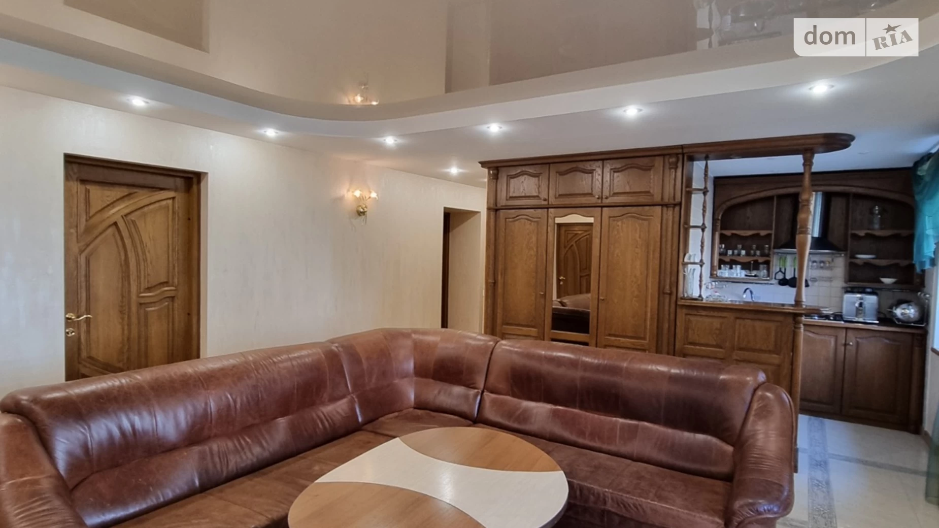 Продается 4-комнатная квартира 102 кв. м в Киеве, ул. Энтузиастов, 7 - фото 3
