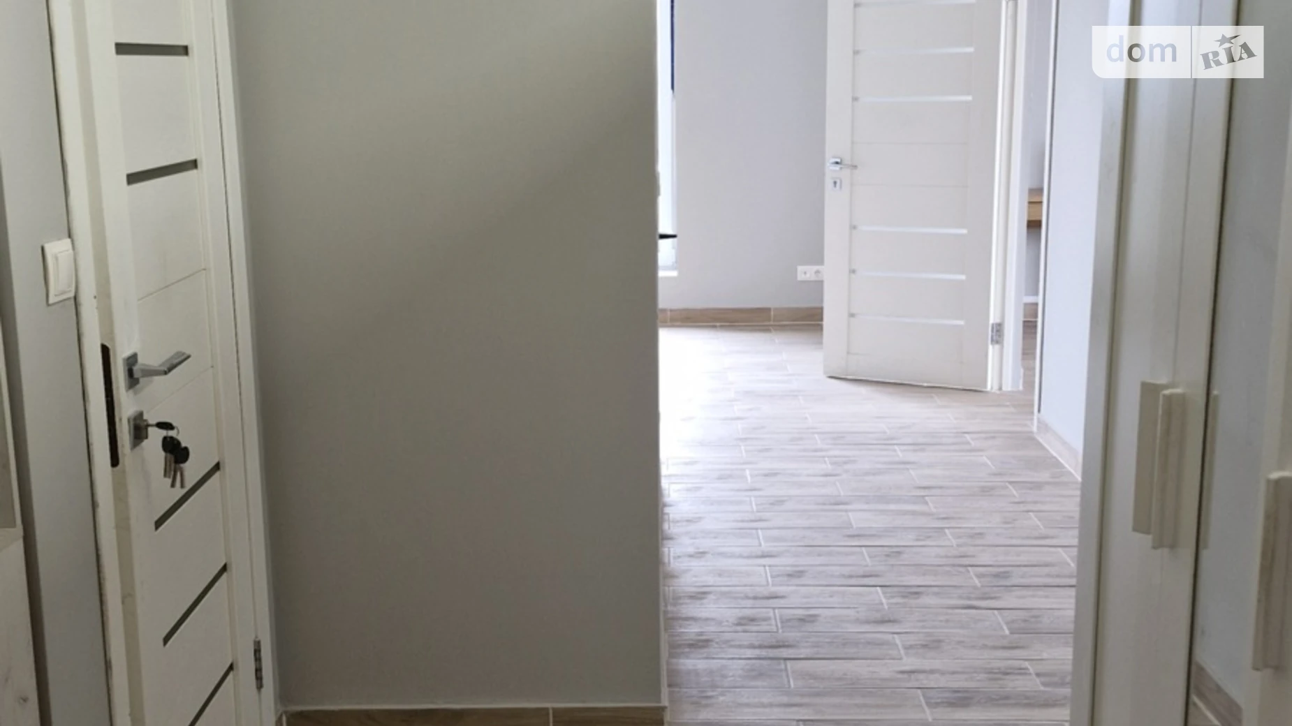 Сдается в аренду офис 180 кв. м в бизнес-центре, цена: 1800 $ - фото 5