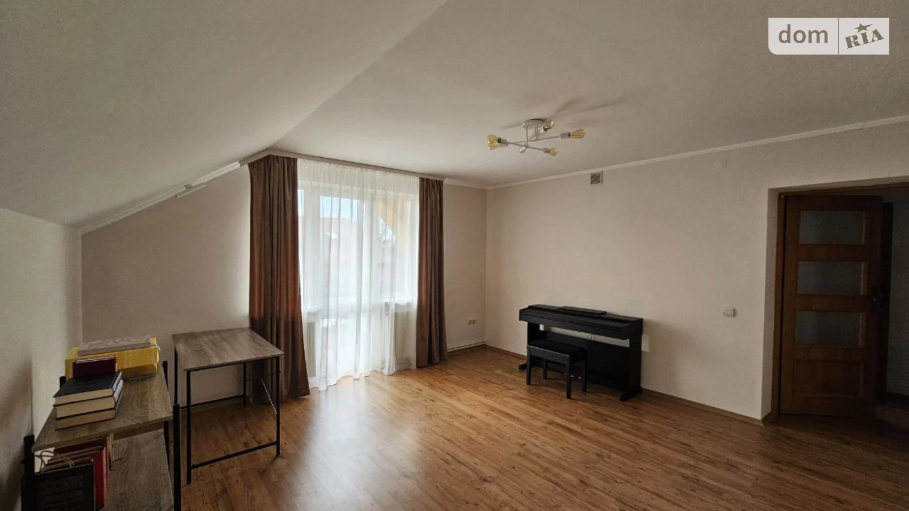 Продается дом на 2 этажа 207 кв. м с участком, цена: 193000 $ - фото 3