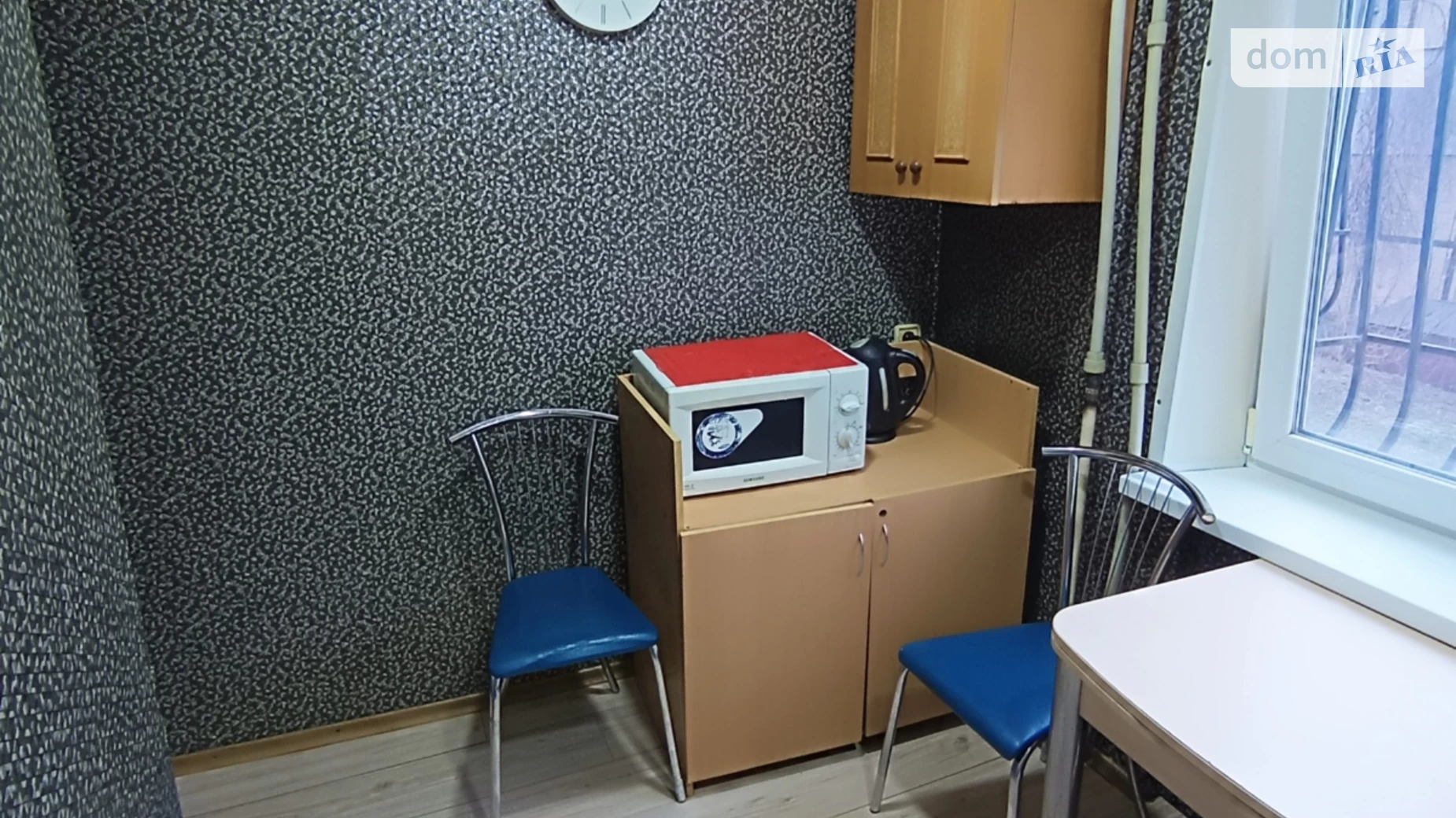 Продается 2-комнатная квартира 42 кв. м в Каменском, ул. Телефоническая(Урицкого), 37 - фото 3