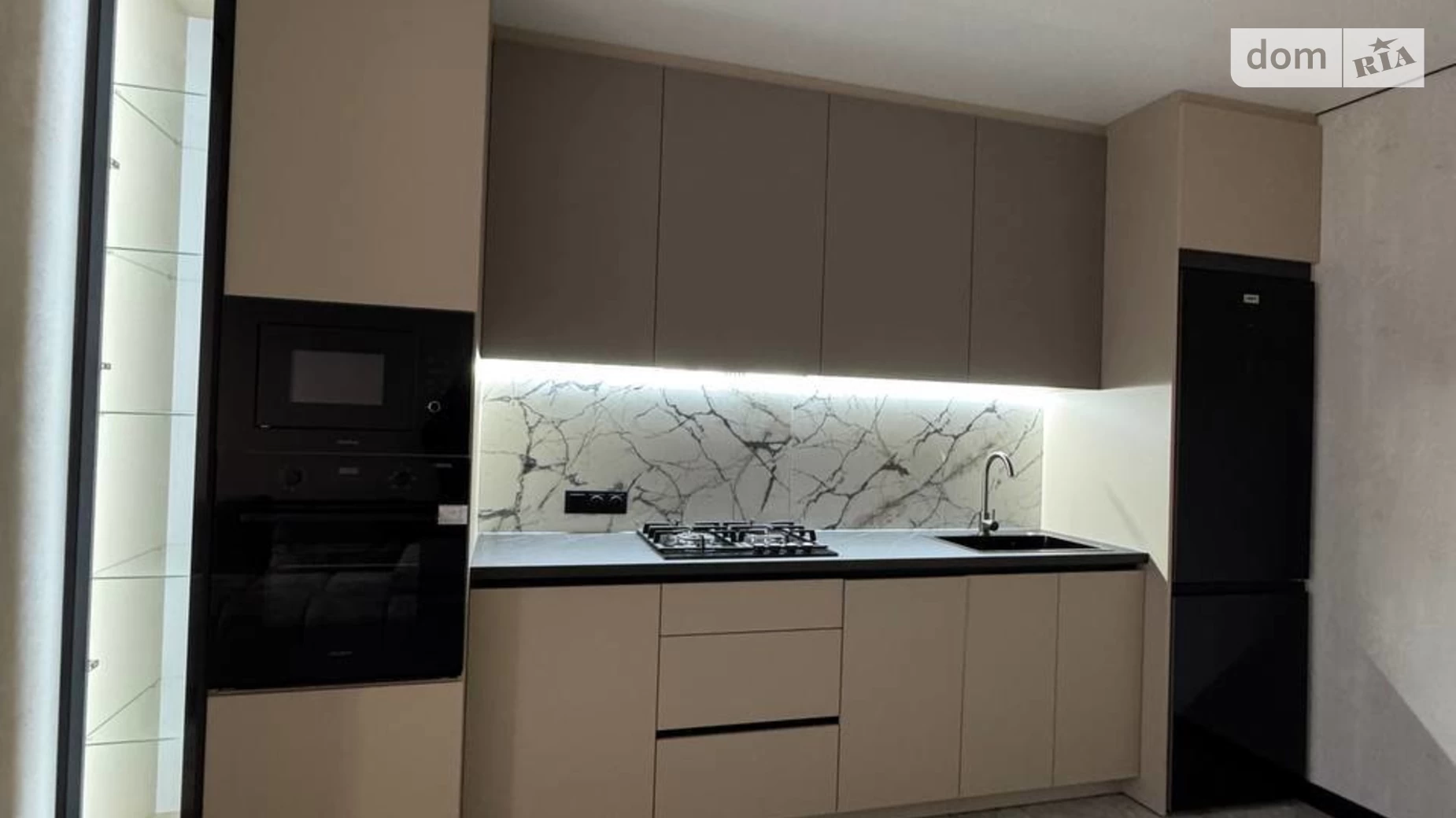 Продается 1-комнатная квартира 50 кв. м в, цена: 67999 $ - фото 5