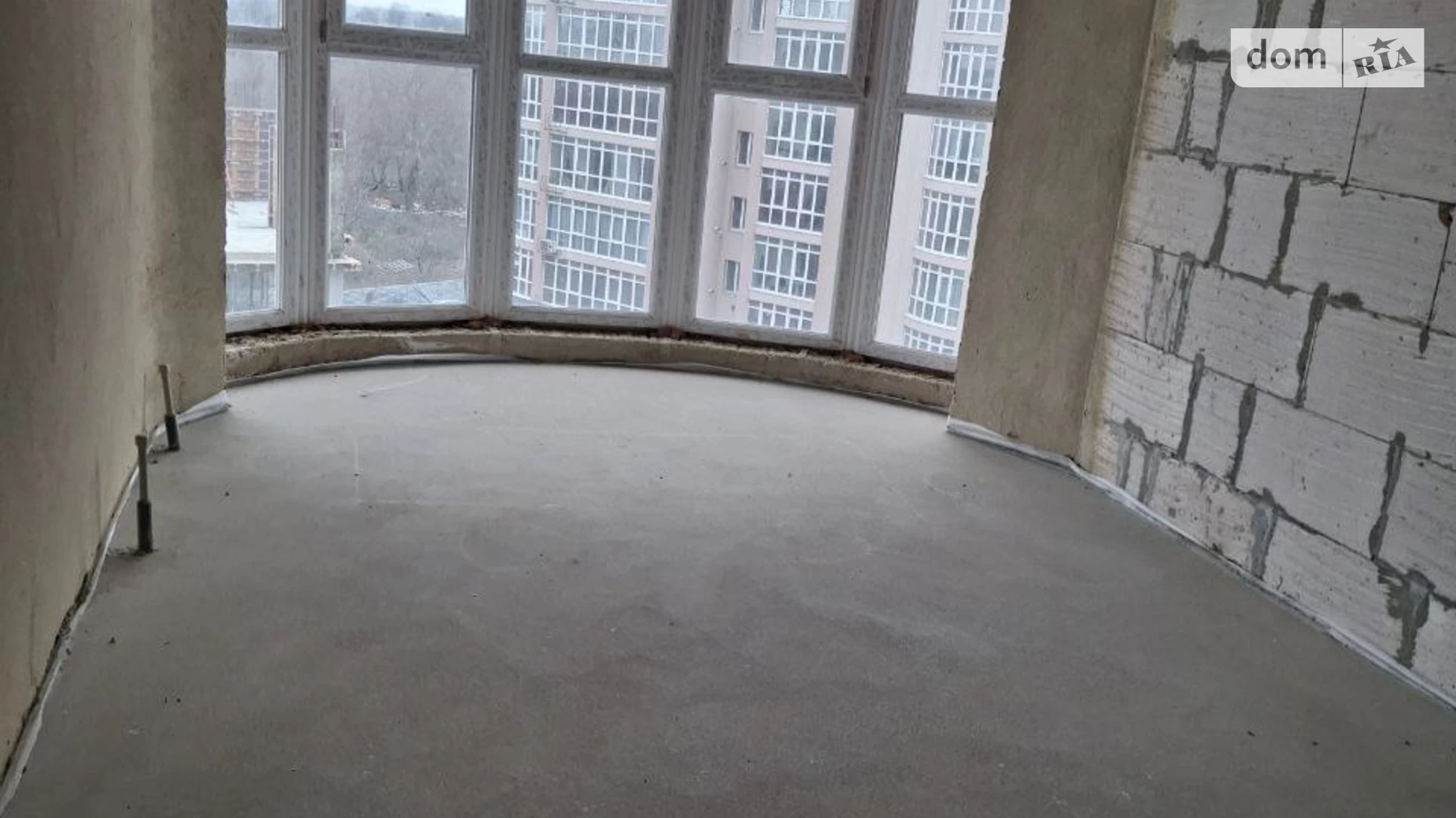 Продается 2-комнатная квартира 73.5 кв. м в, цена: 39000 $ - фото 2