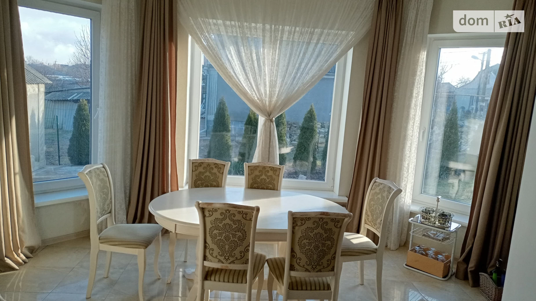 Продается дом на 2 этажа 215 кв. м с баней/сауной, цена: 145000 $ - фото 2