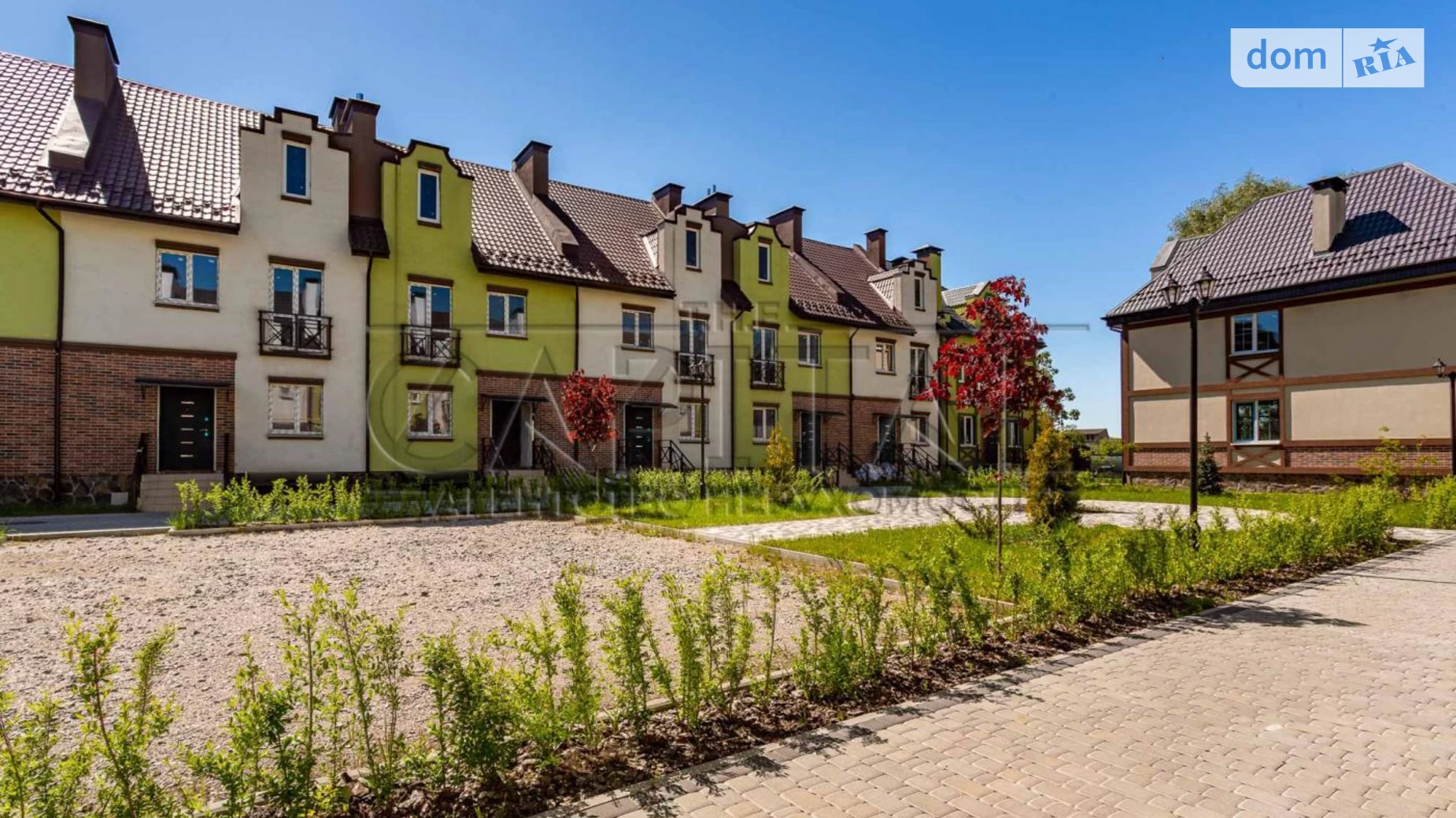 Продается дом на 3 этажа 161 кв. м с участком, цена: 98000 $ - фото 2