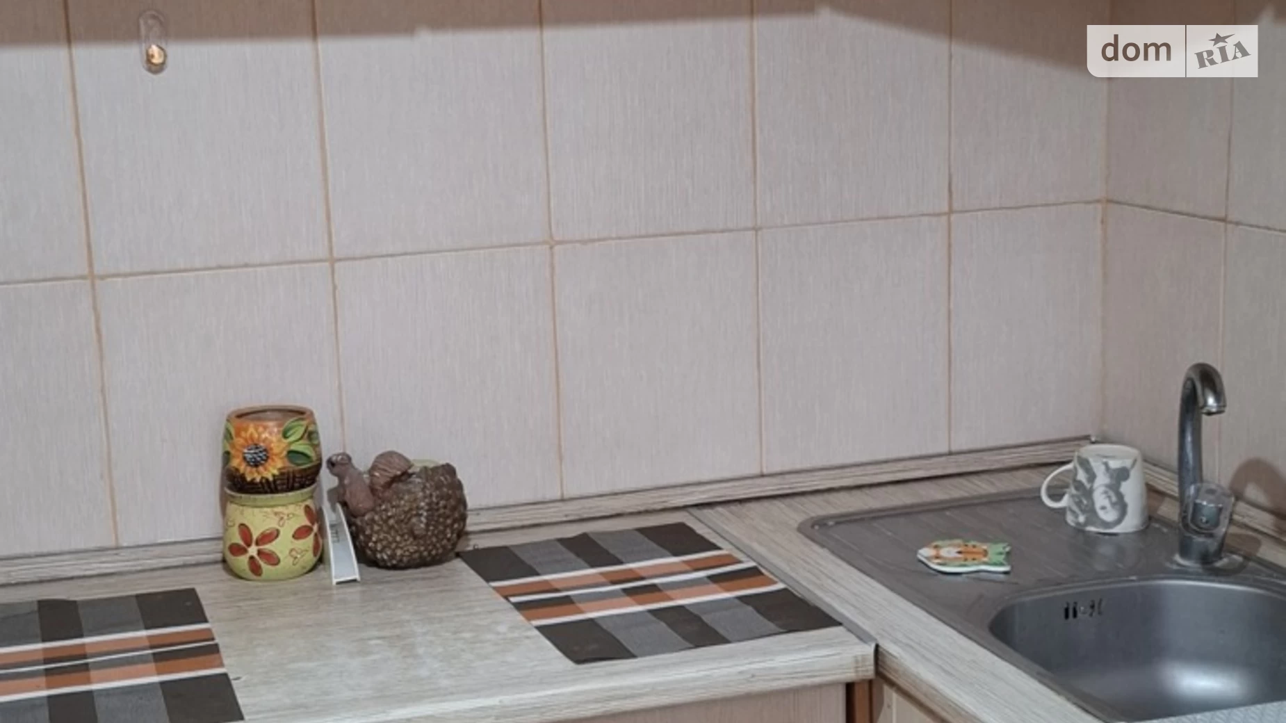 Продается 2-комнатная квартира 49 кв. м в Ровно, ул. Шухевича Романа, 26 - фото 2