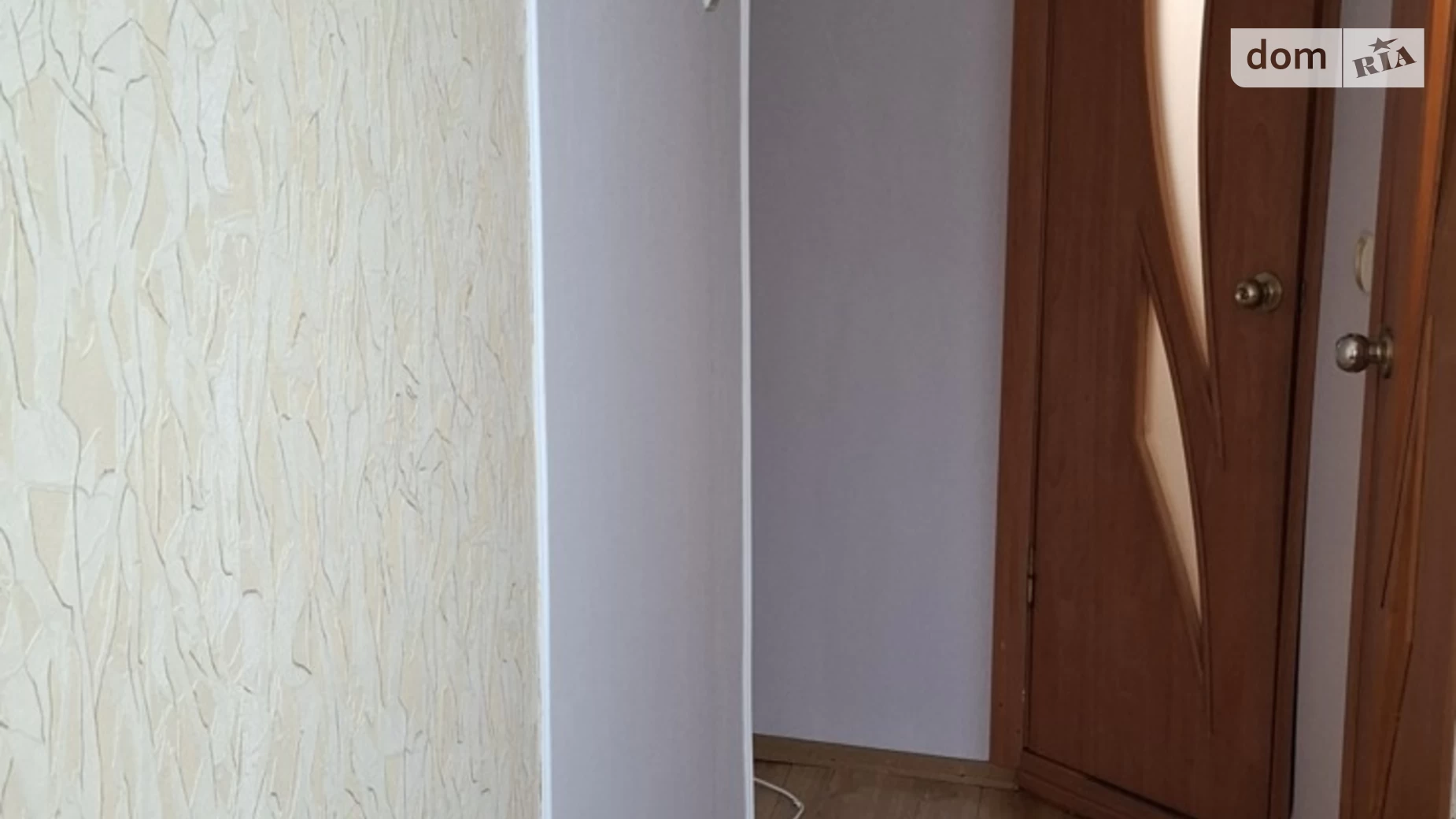 Продается 2-комнатная квартира 49 кв. м в Ровно, ул. Шухевича Романа, 26 - фото 3