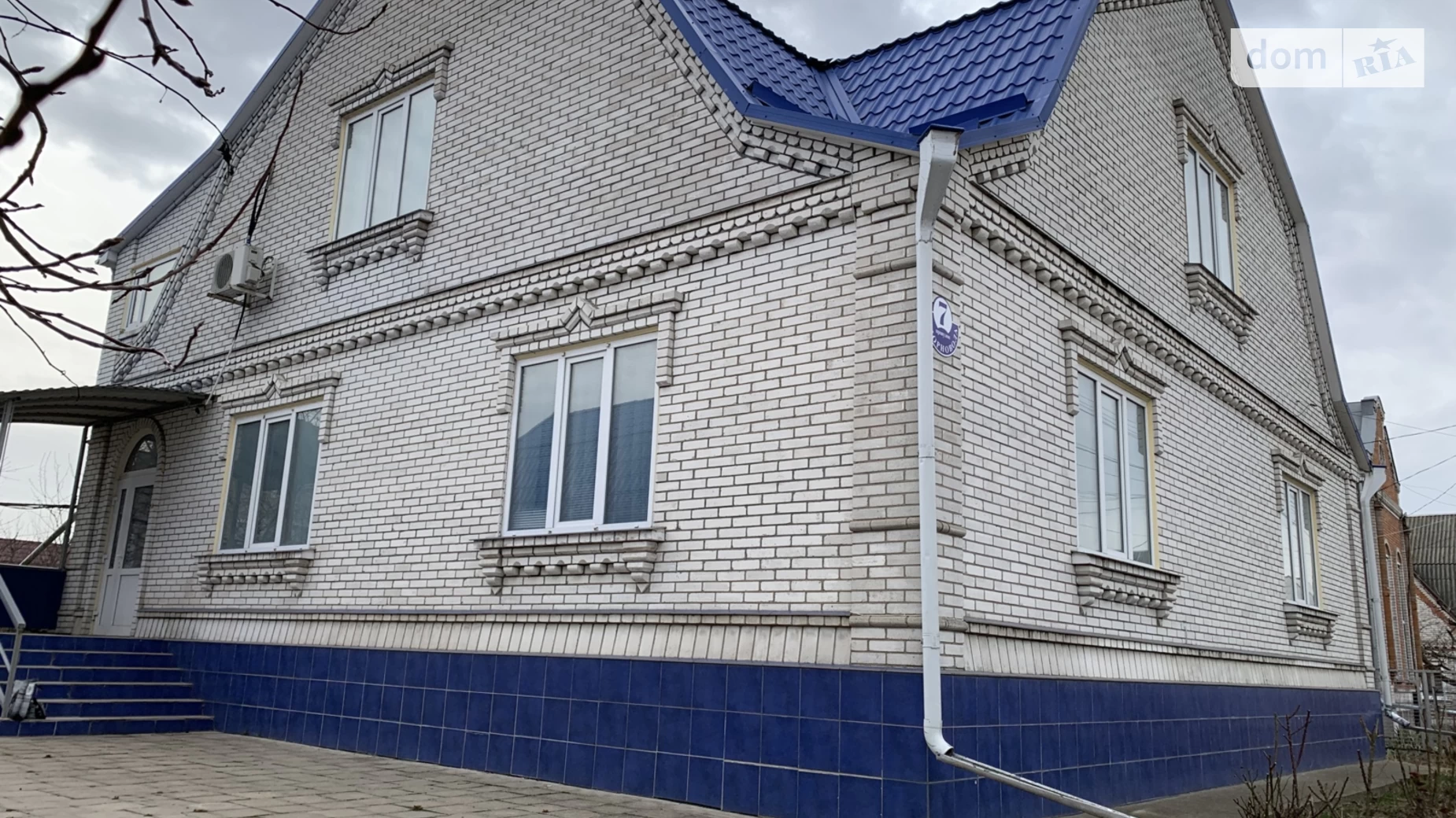 Продается дом на 2 этажа 269 кв. м с беседкой, цена: 107000 $ - фото 3