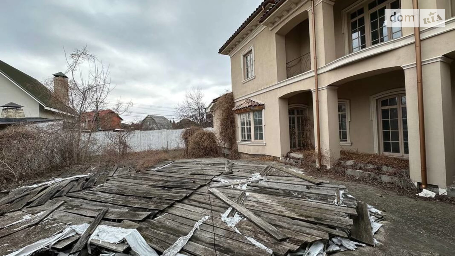 Продается дом на 2 этажа 542.2 кв. м с подвалом, цена: 300000 $ - фото 4