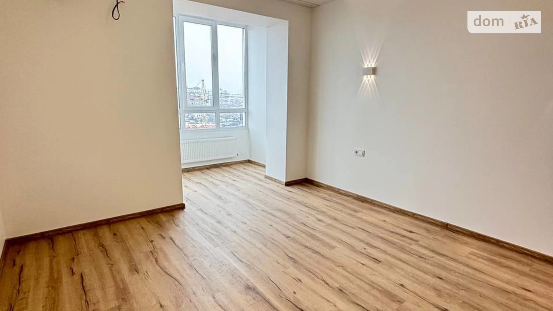 Продается 1-комнатная квартира 48 кв. м в Ивано-Франковске, ул. Приозерная, 30 - фото 2