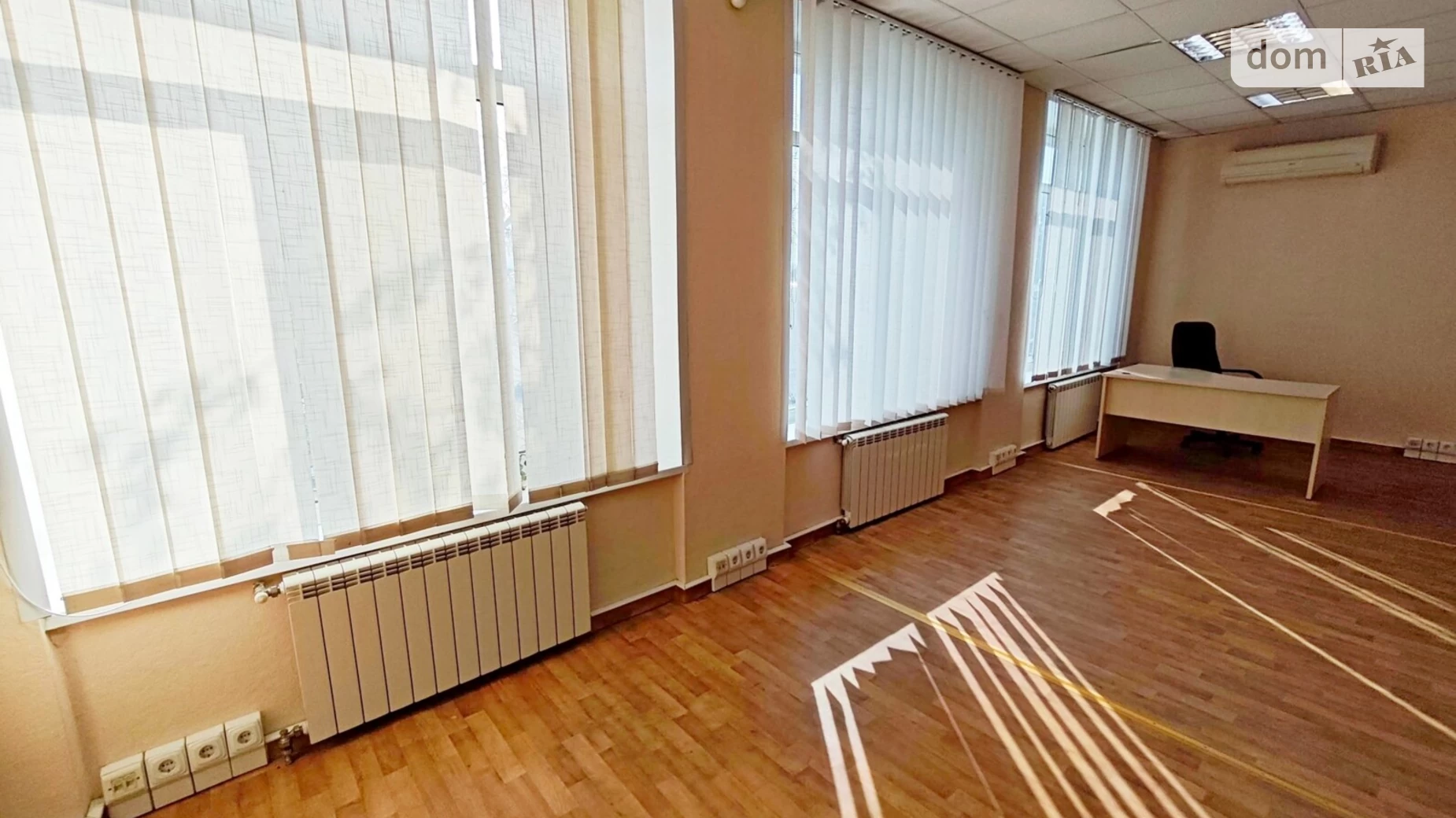 Сдается в аренду офис 63.8 кв. м в бизнес-центре, цена: 13860 грн - фото 5