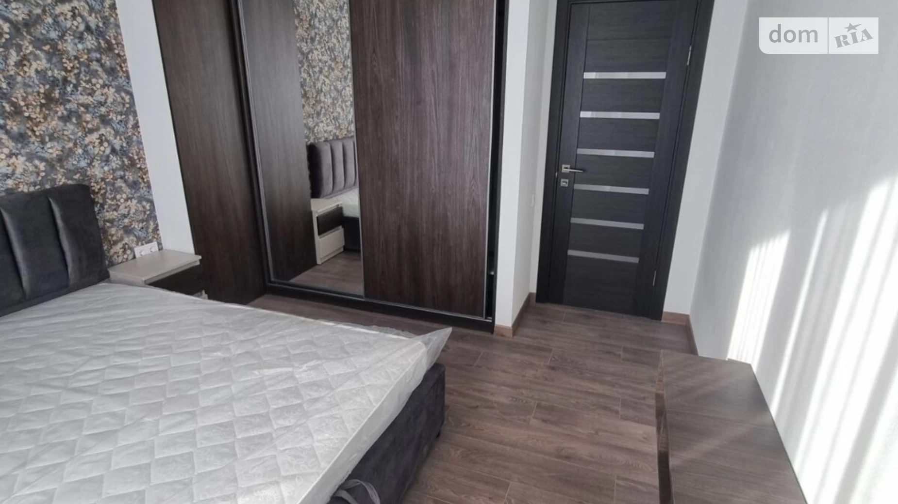 Продається 1-кімнатна квартира 43 кв. м у Дніпрі, вул. Холодильна - фото 2