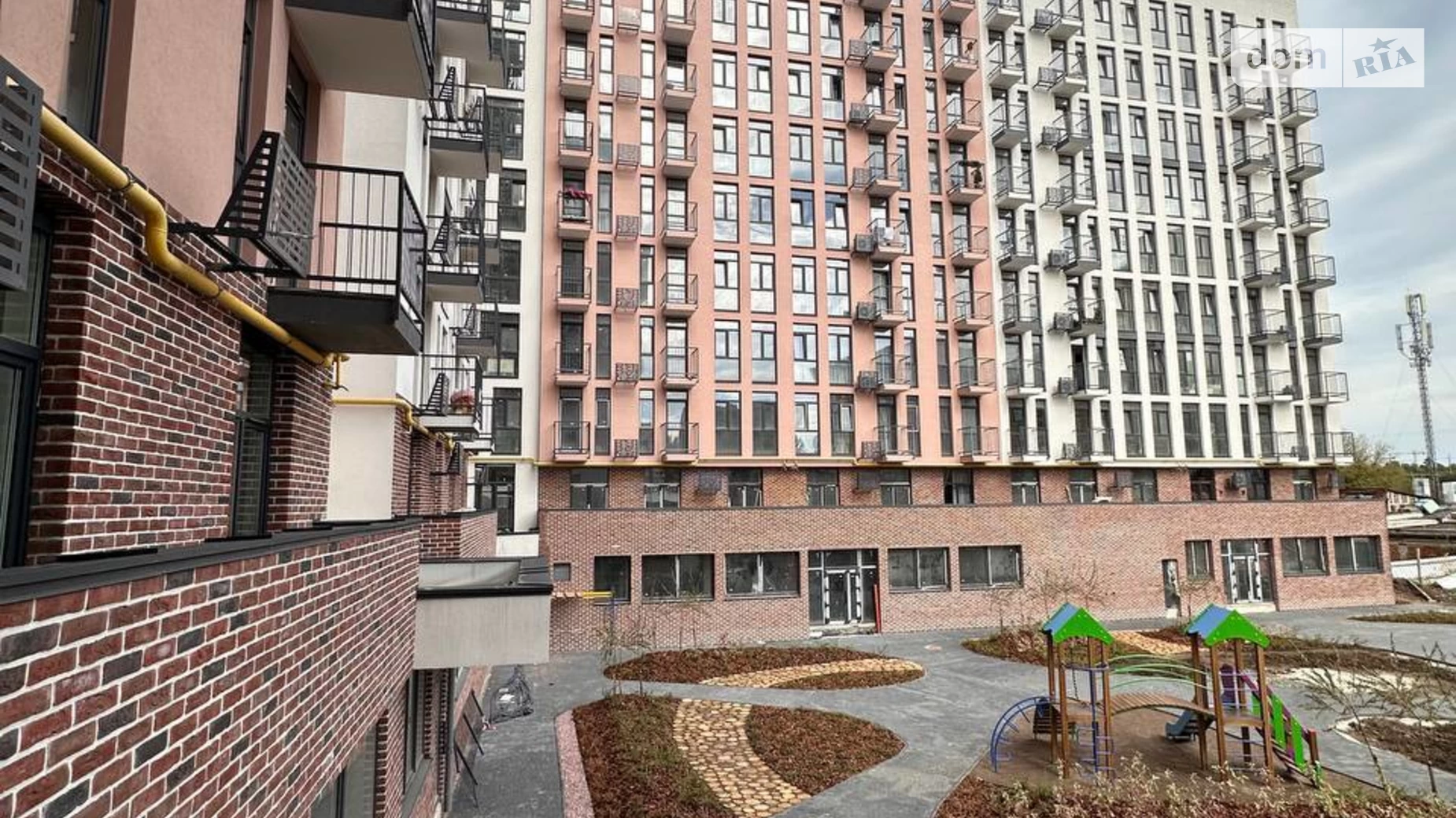 Продается 1-комнатная квартира 42.9 кв. м в Львове, ул. Под Голоском, 16А - фото 4