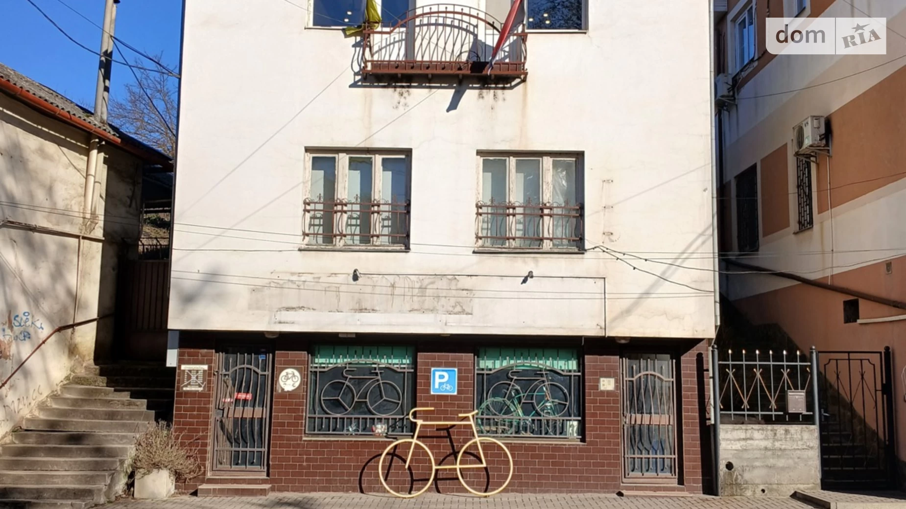 Продается дом на 3 этажа 162 кв. м с участком, цена: 309000 $ - фото 2