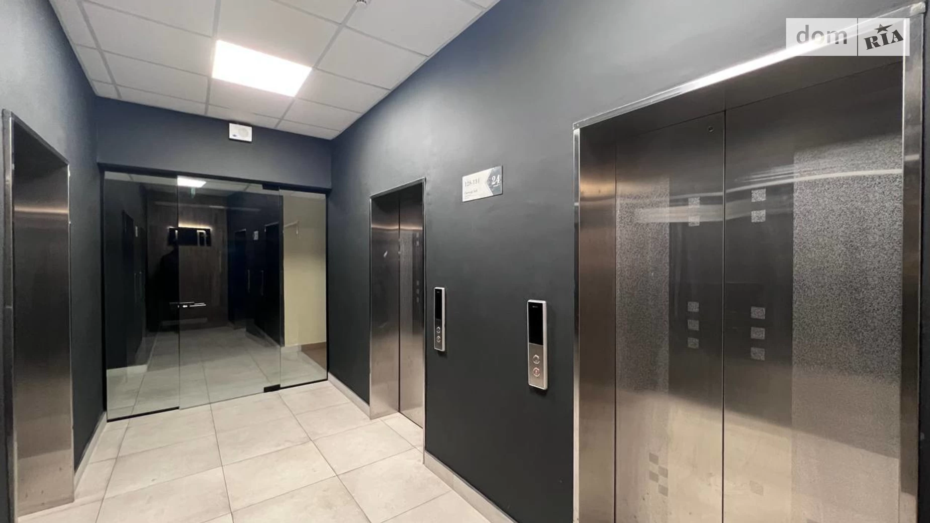 Сдается в аренду офис 147 кв. м в бизнес-центре, цена: 1800 $ - фото 3