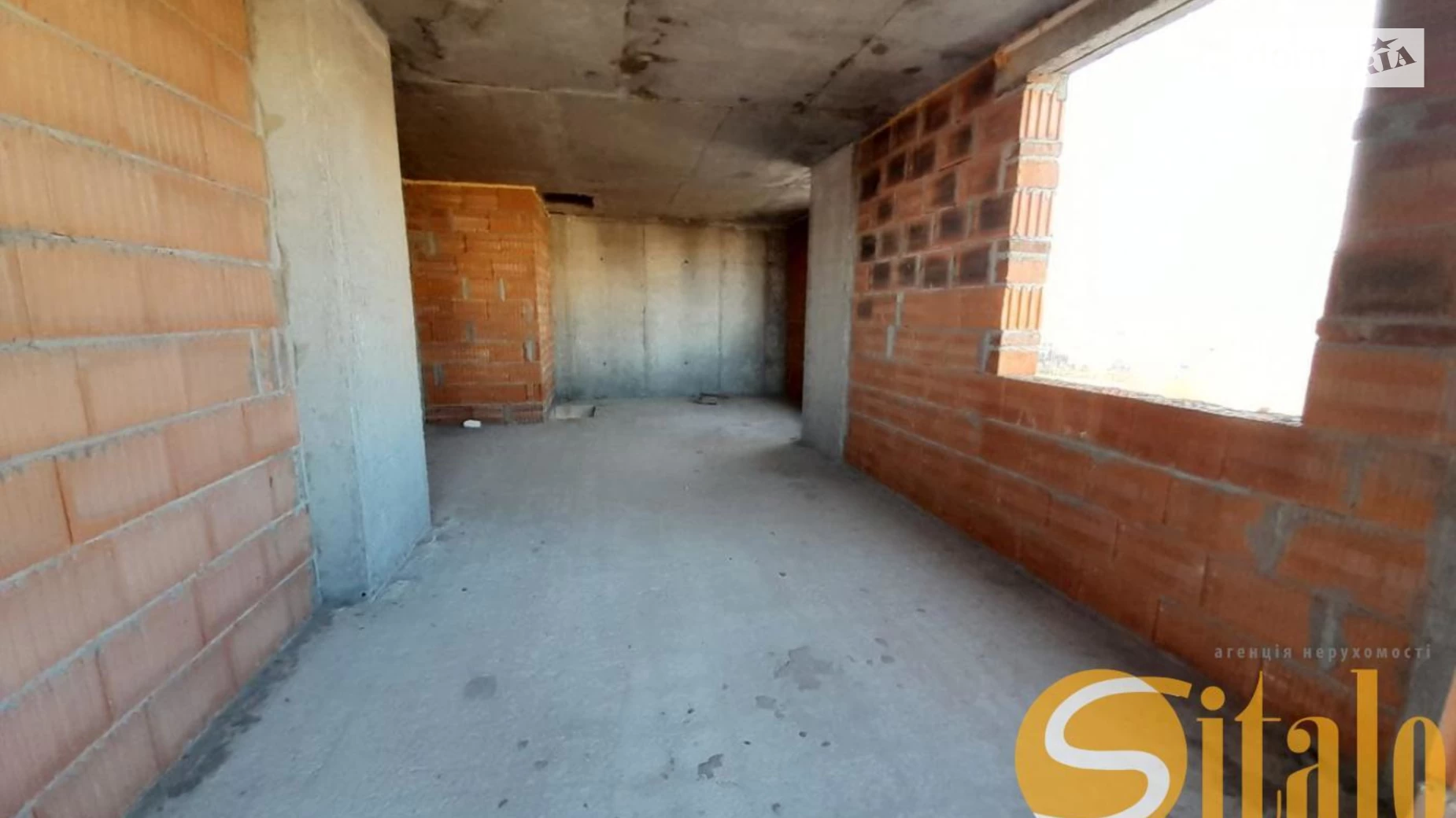Продается 1-комнатная квартира 67 кв. м в Львове, ул. Камышовая - фото 3