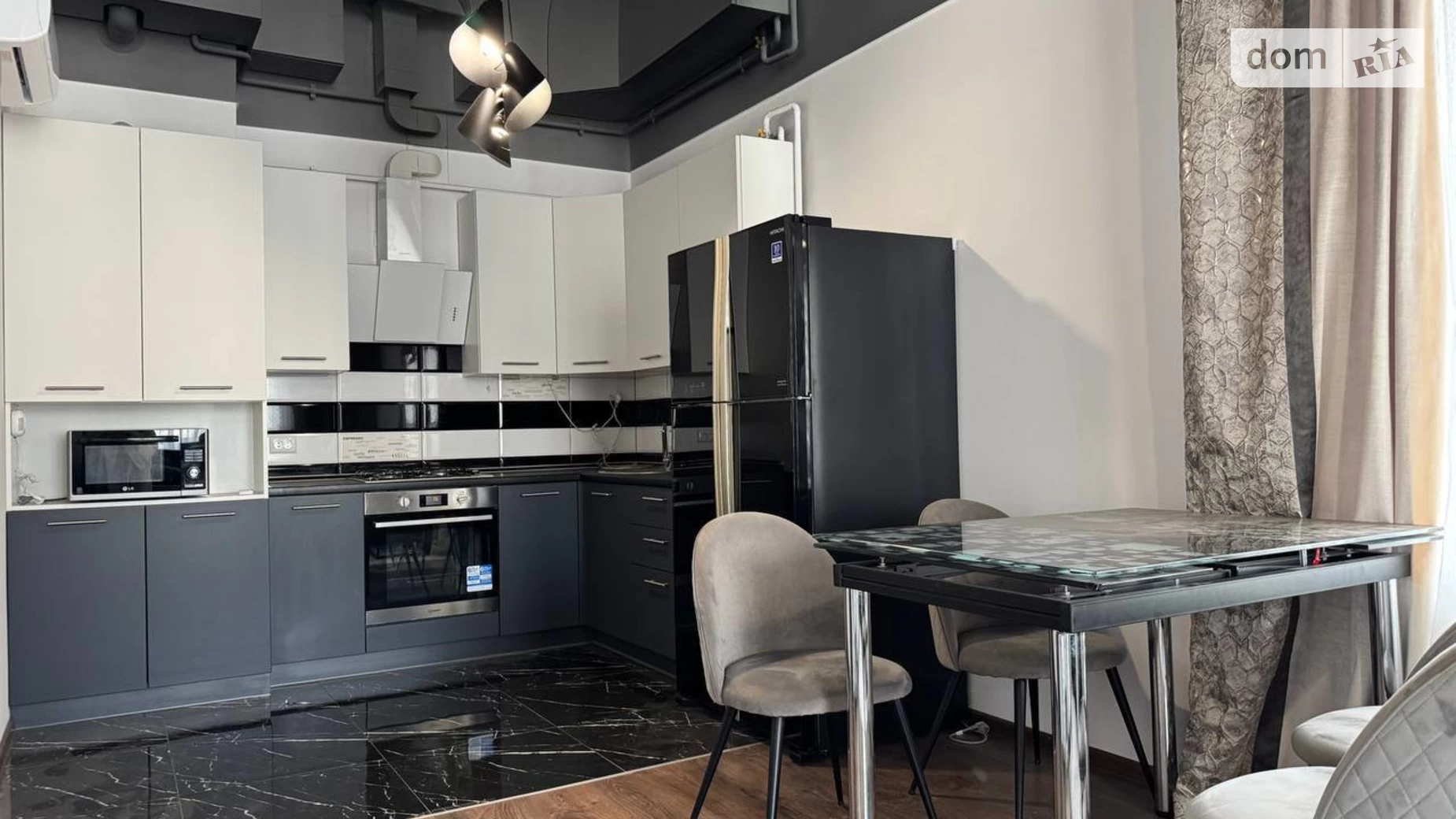 Продається 2-кімнатна квартира 92 кв. м у Львові, цена: 180000 $ - фото 2
