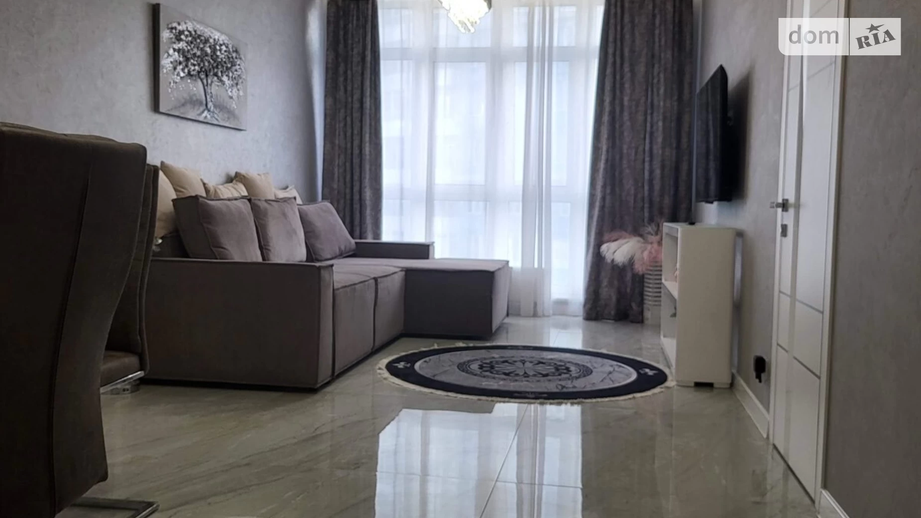 Продается 2-комнатная квартира 74 кв. м в Одессе, просп. Гагарина, 19Б - фото 2