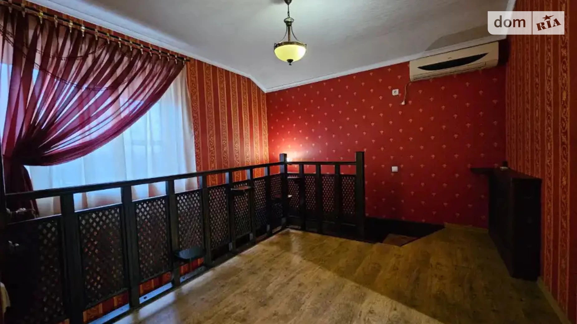 Продается дом на 2 этажа 236.7 кв. м с верандой, цена: 95000 $ - фото 2
