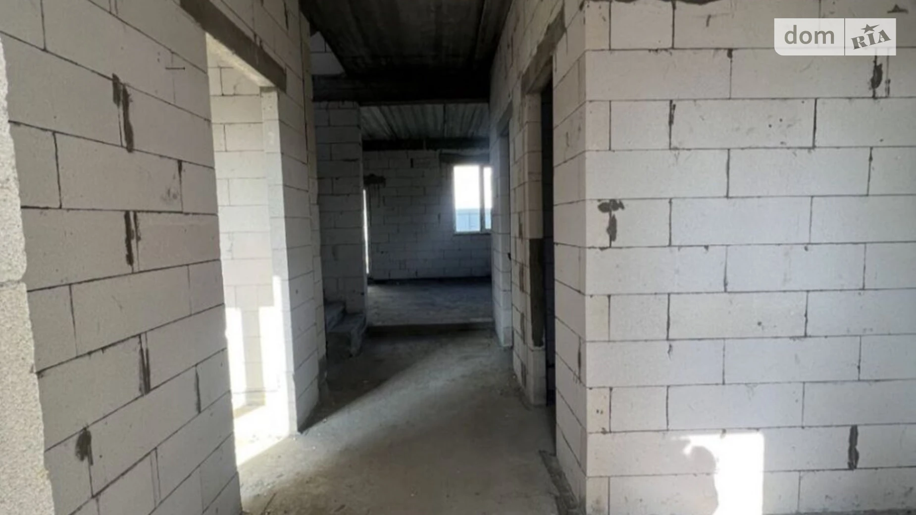 Продается дом на 2 этажа 140 кв. м с балконом, цена: 91500 $ - фото 3