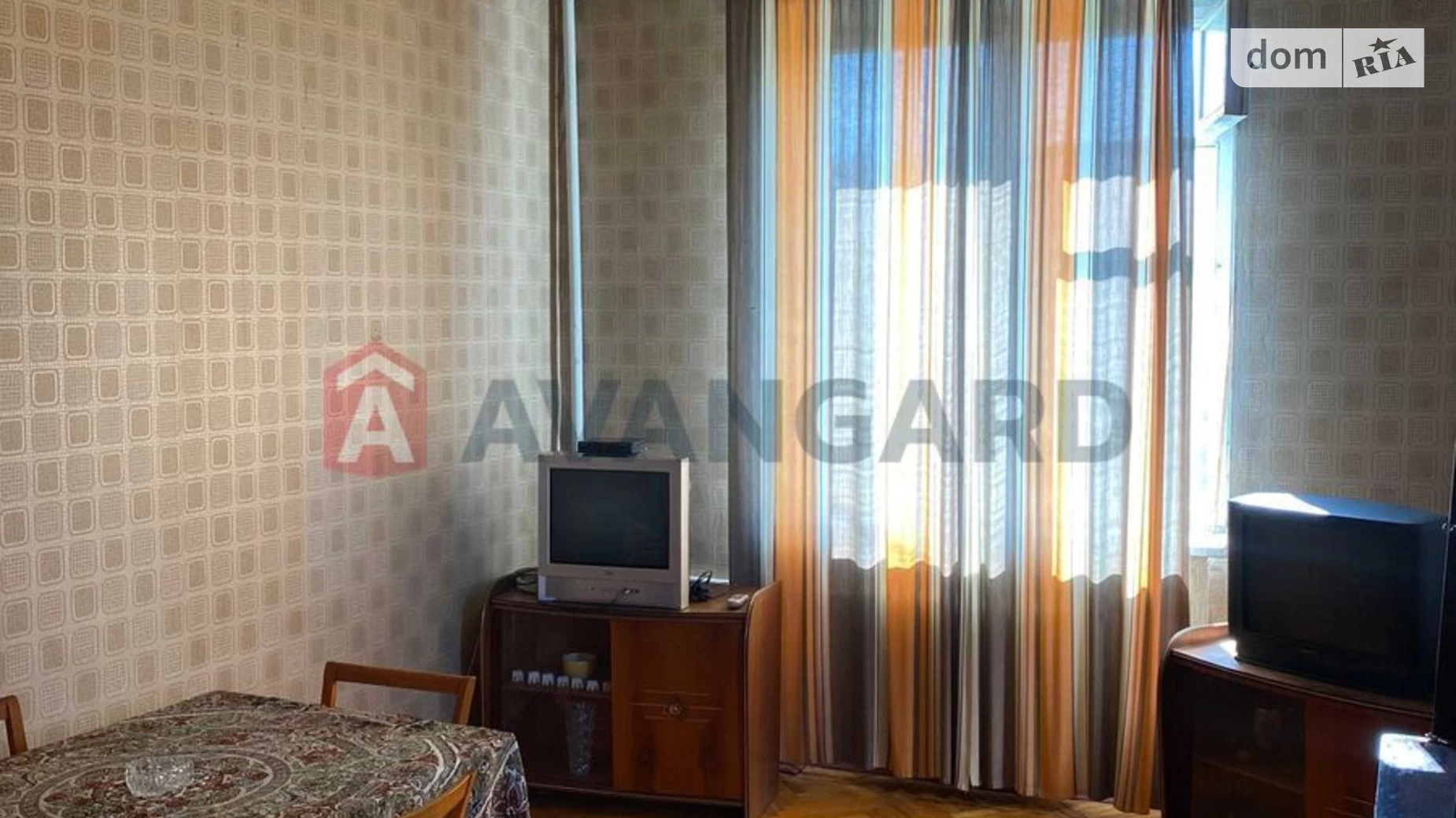 Продается 3-комнатная квартира 70.7 кв. м в Киеве, ул. Ивана Светличного(Петровского), 4А - фото 2