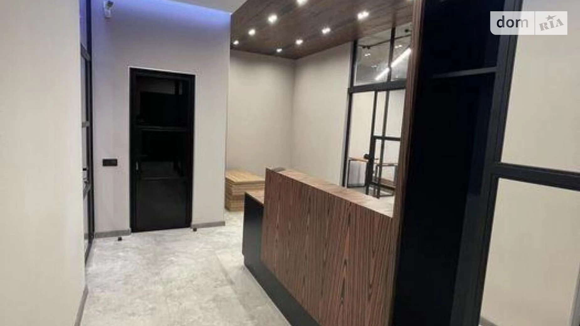Сдается в аренду офис 150 кв. м в бизнес-центре, цена: 3000 $ - фото 2