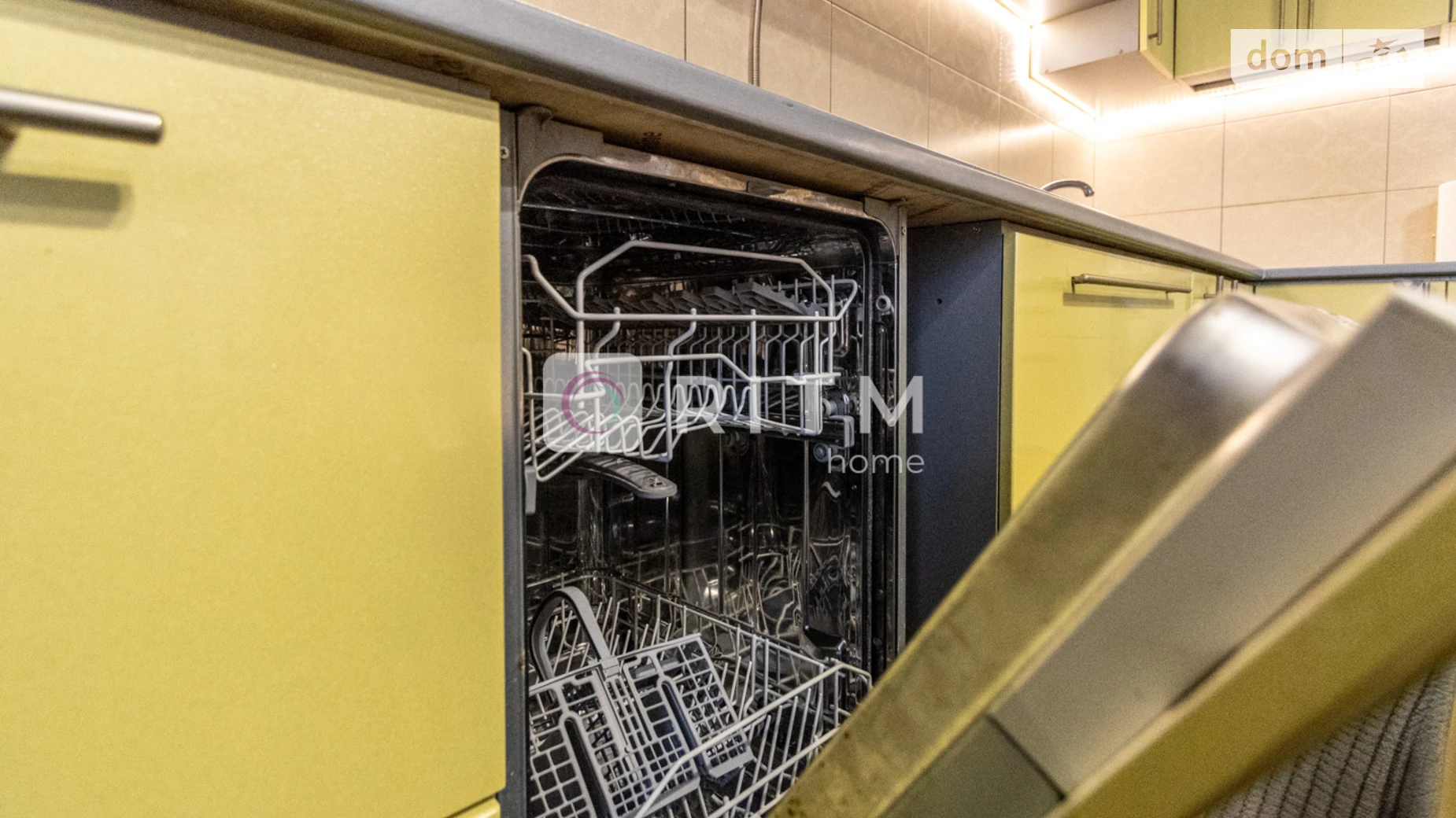 Продается дом на 2 этажа 200 кв. м с участком, цена: 158000 $ - фото 4