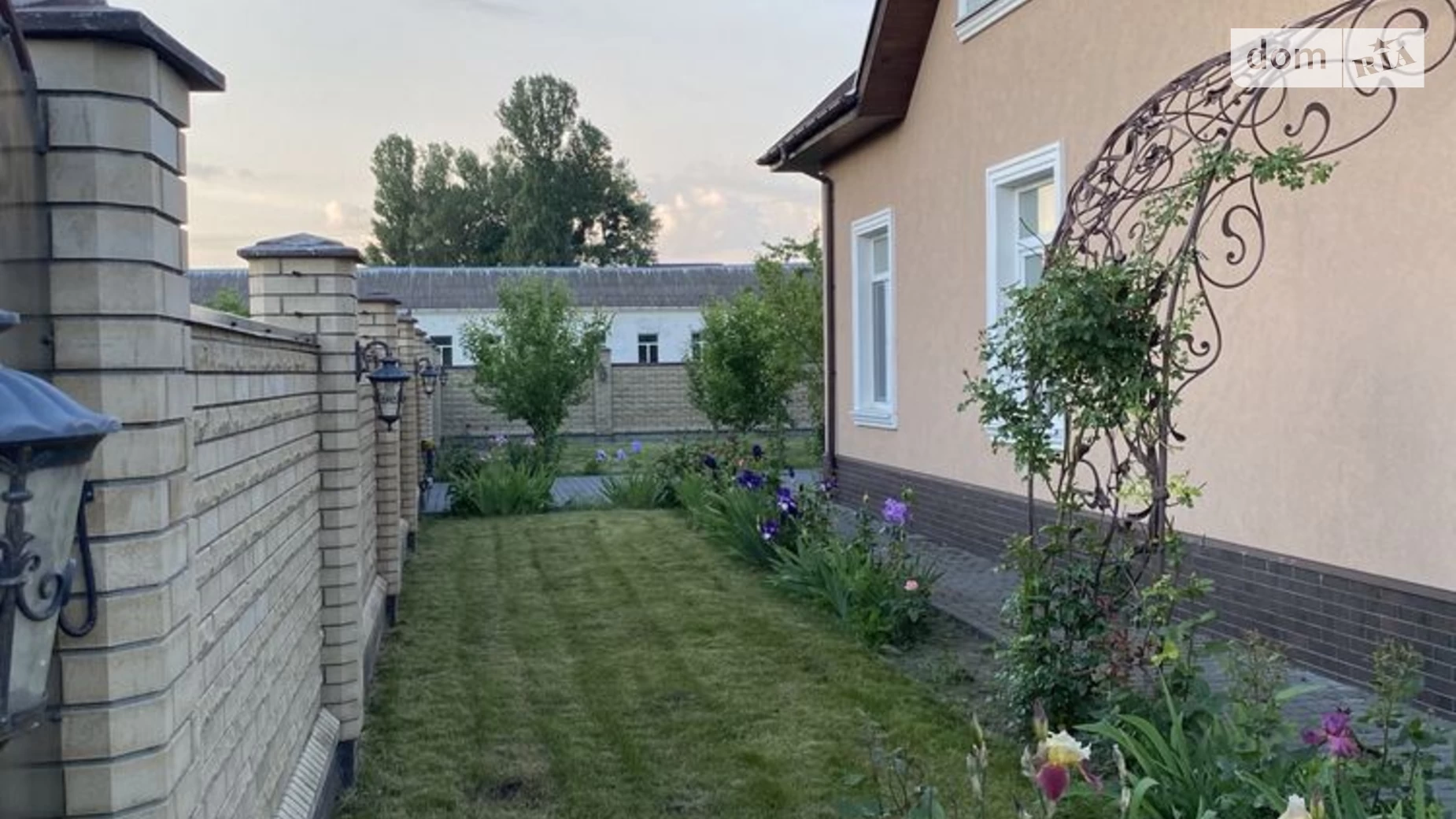 Продается дом на 2 этажа 202 кв. м с мебелью, цена: 190000 $ - фото 3
