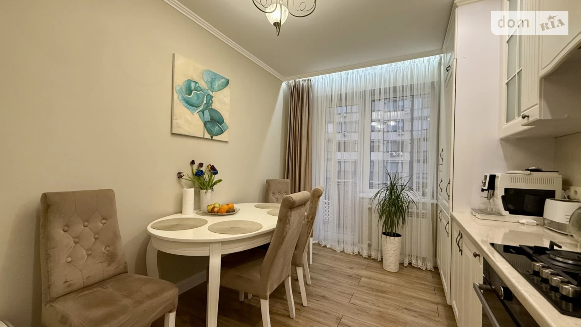 Продается 3-комнатная квартира 93.7 кв. м в Ужгороде, ул. А. Хиры, 19 - фото 2