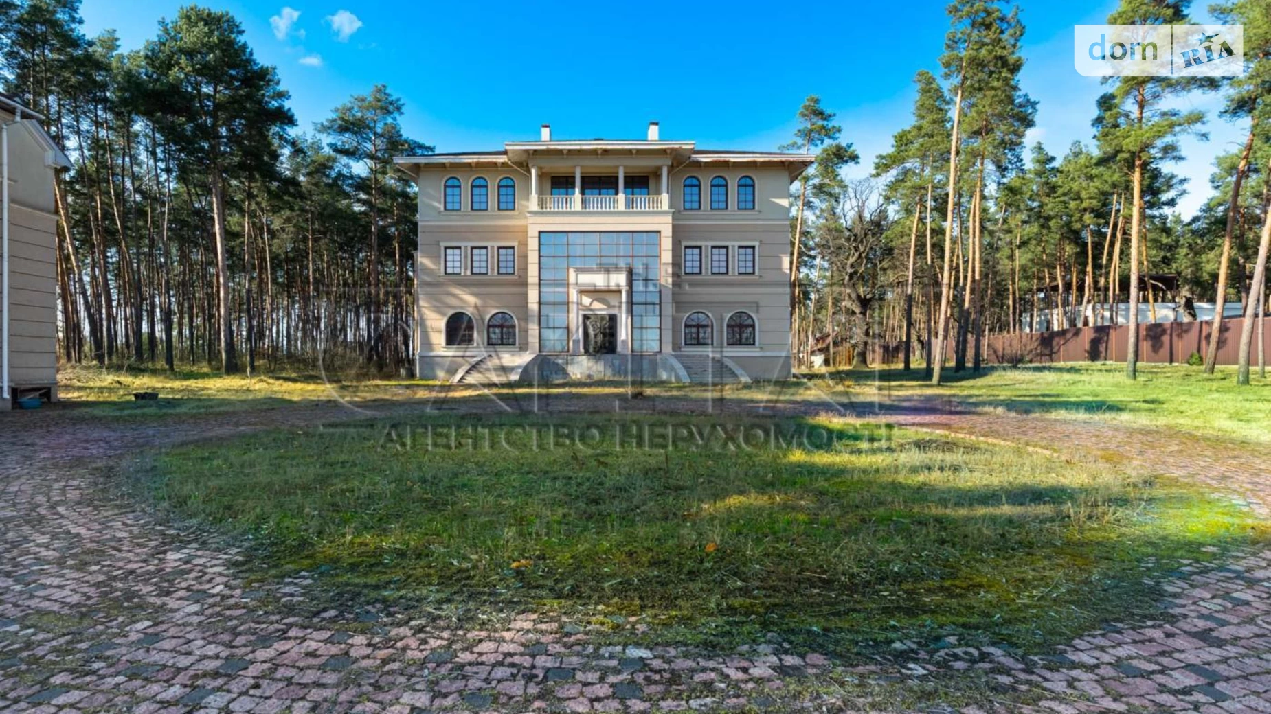Продается дом на 3 этажа 1190 кв. м с мебелью, цена: 800000 $ - фото 2