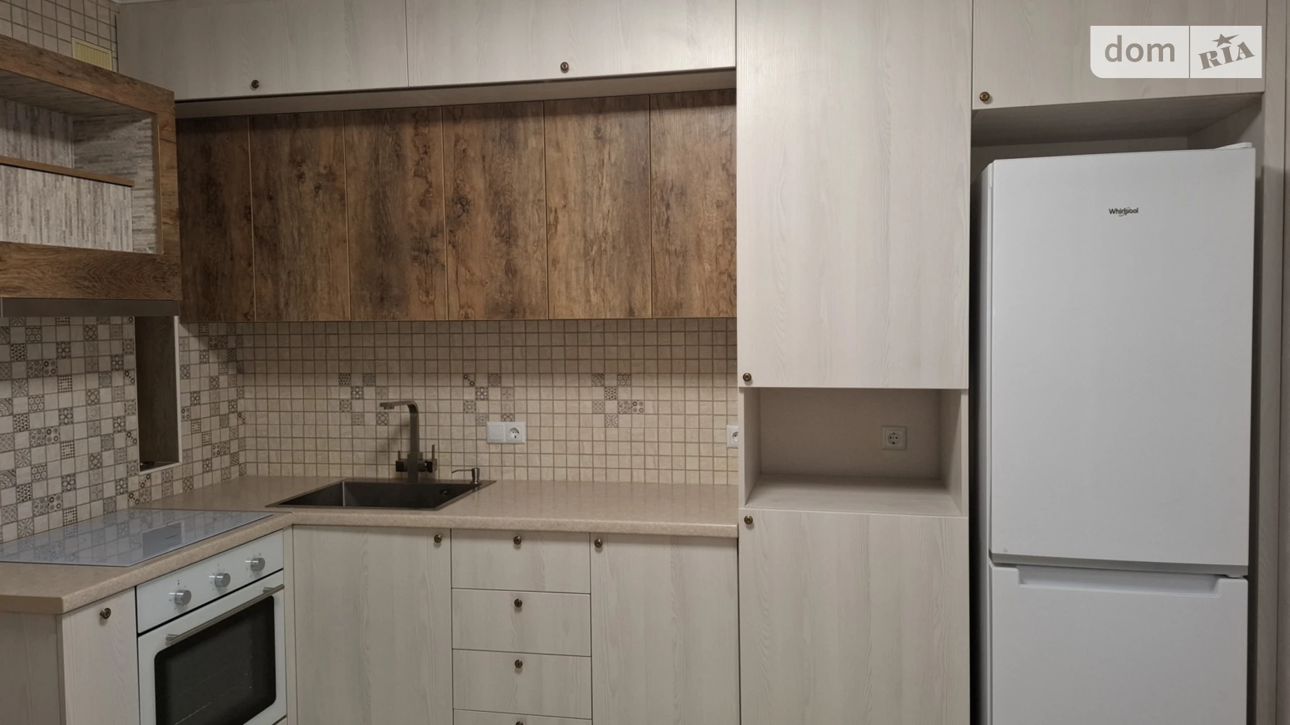 Продается 2-комнатная квартира 62 кв. м в Киеве, ул. Сергeя Данченко, 28 - фото 2