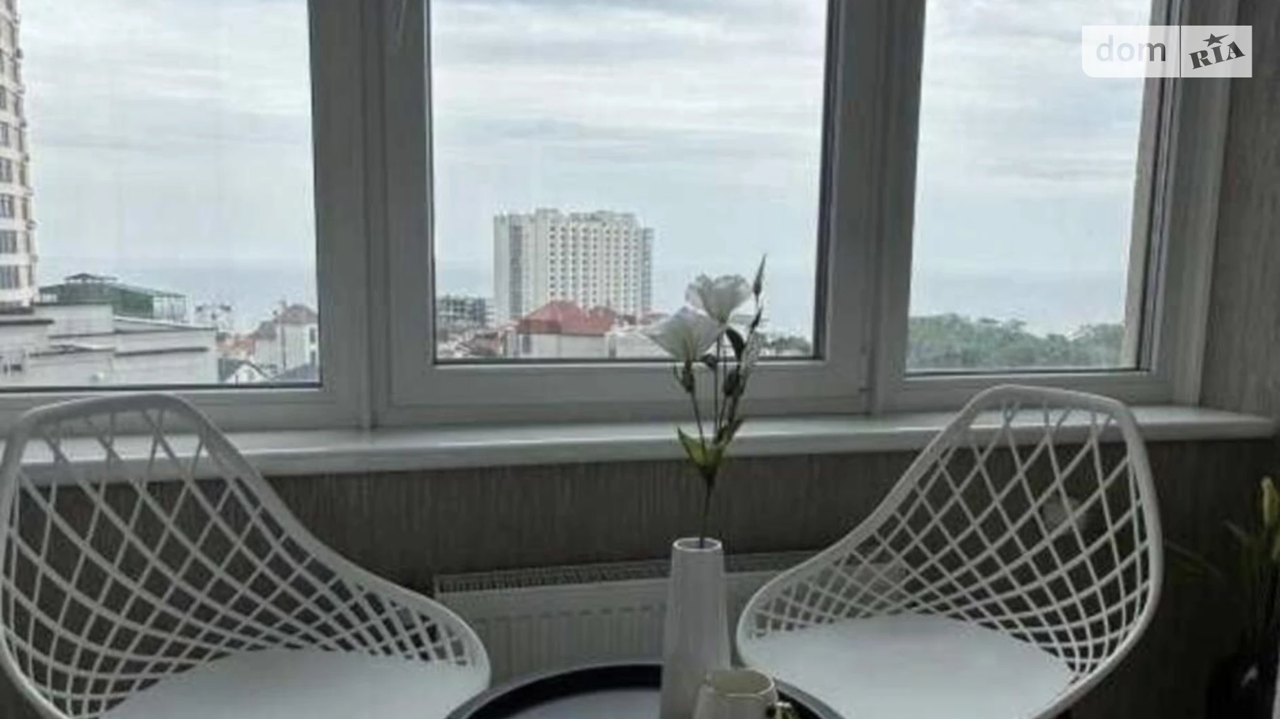Продается 1-комнатная квартира 40 кв. м в Одессе, ул. Валерия Самофалова, 16А/6 - фото 2