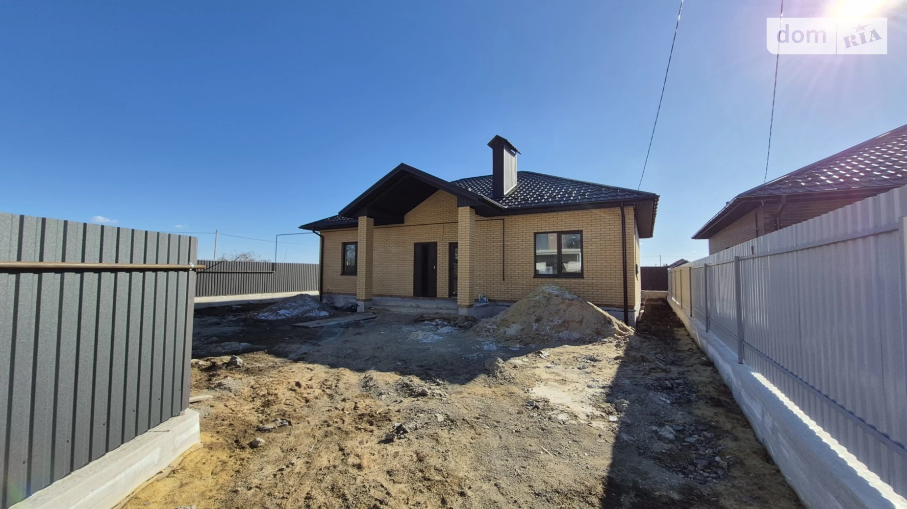 Продается одноэтажный дом 105 кв. м с бассейном, цена: 92000 $ - фото 2