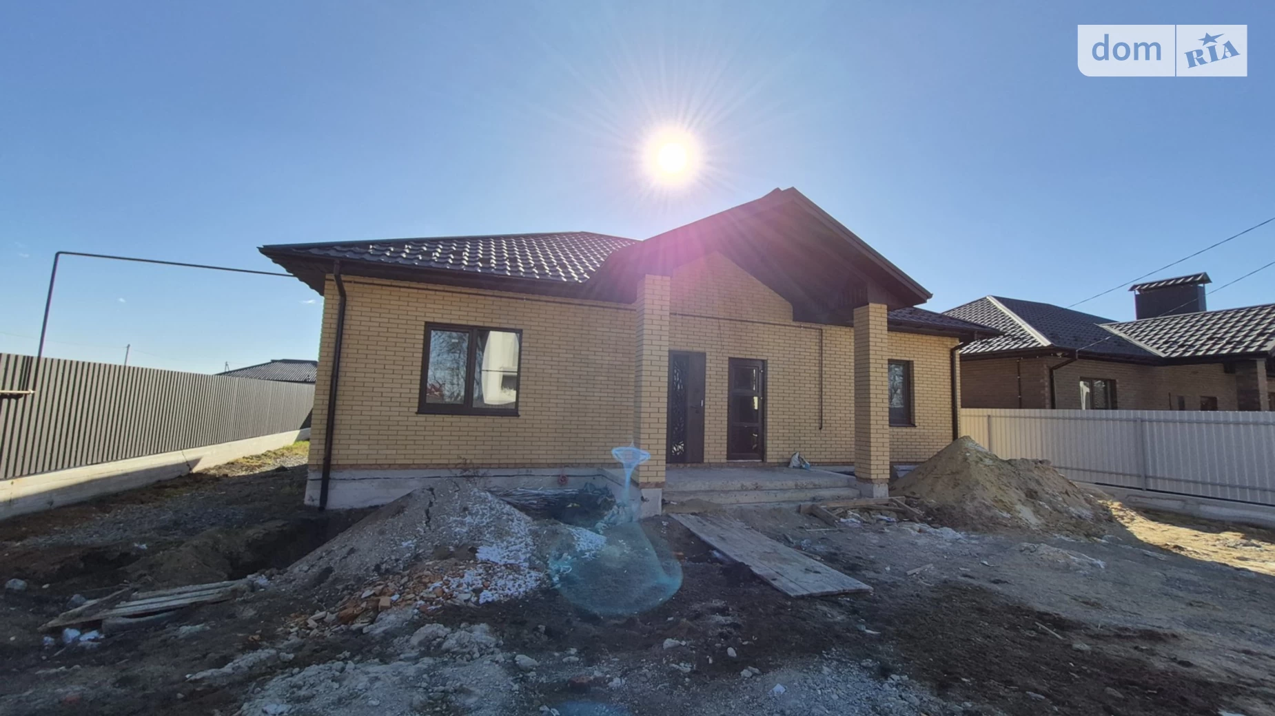 Продается одноэтажный дом 105 кв. м с бассейном, цена: 92000 $ - фото 4