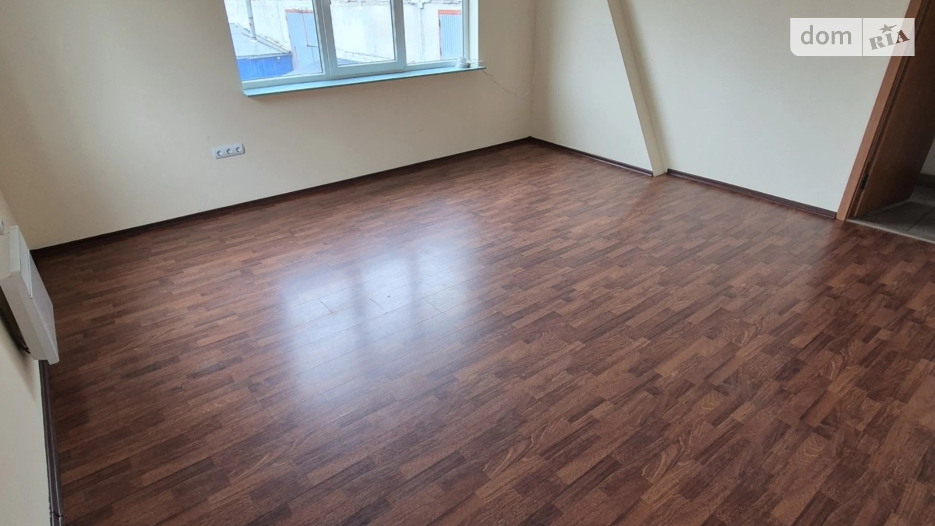 Здається в оренду офіс 25 кв. м в бізнес-центрі, цена: 3750 грн - фото 3