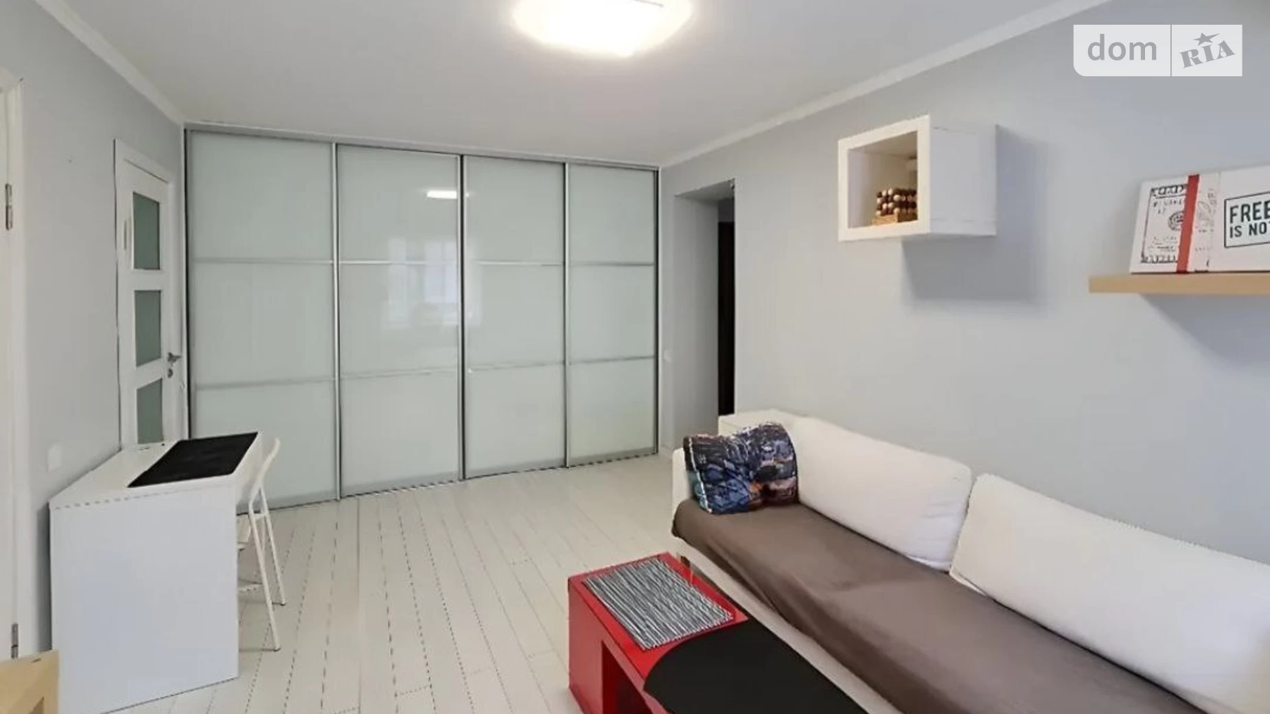 Продается 2-комнатная квартира 50 кв. м в Хмельницком, ул. Вайсера - фото 2