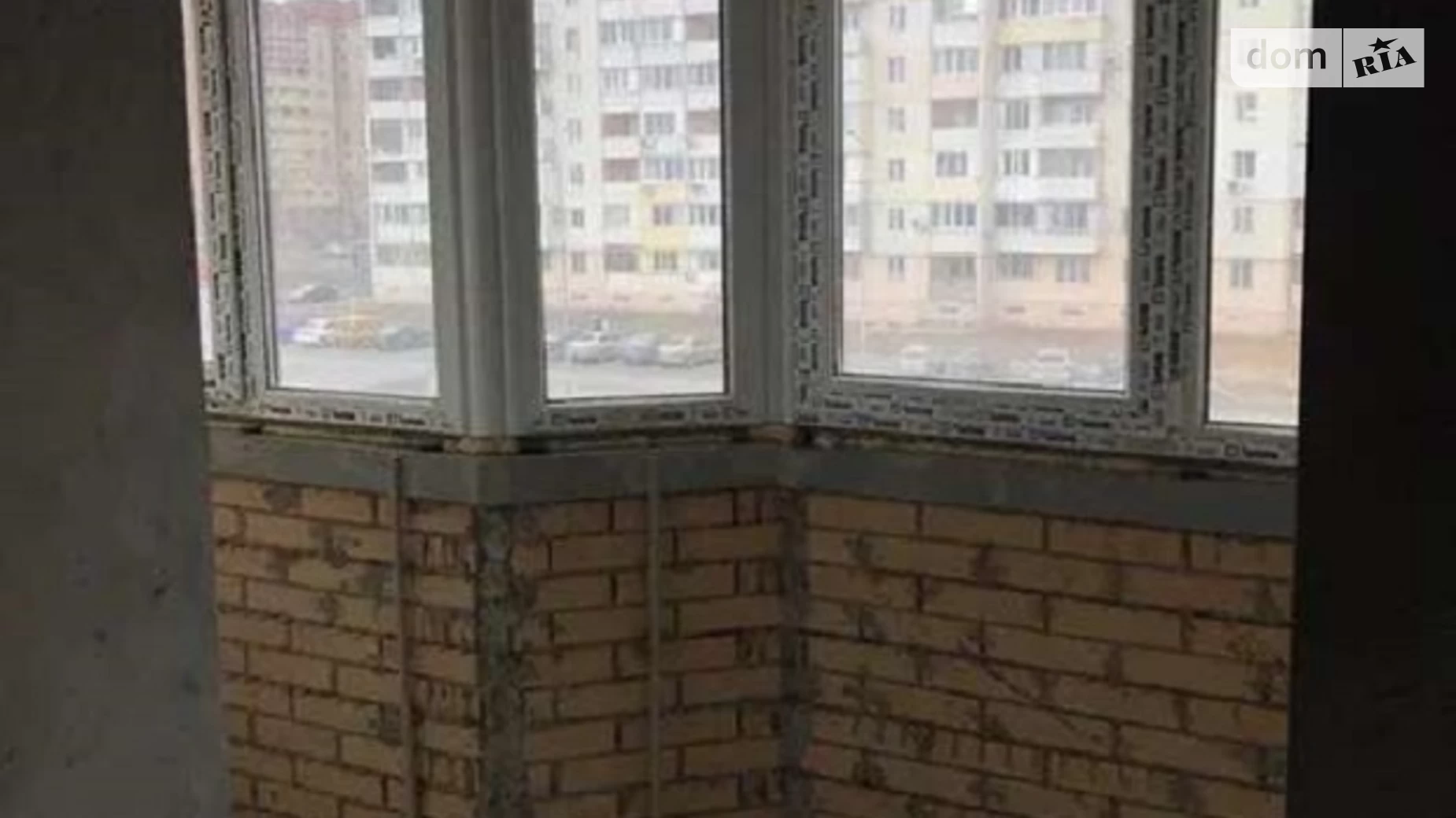 Продается 2-комнатная квартира 60 кв. м в Крыжановка, ул. Академика Сахарова - фото 2