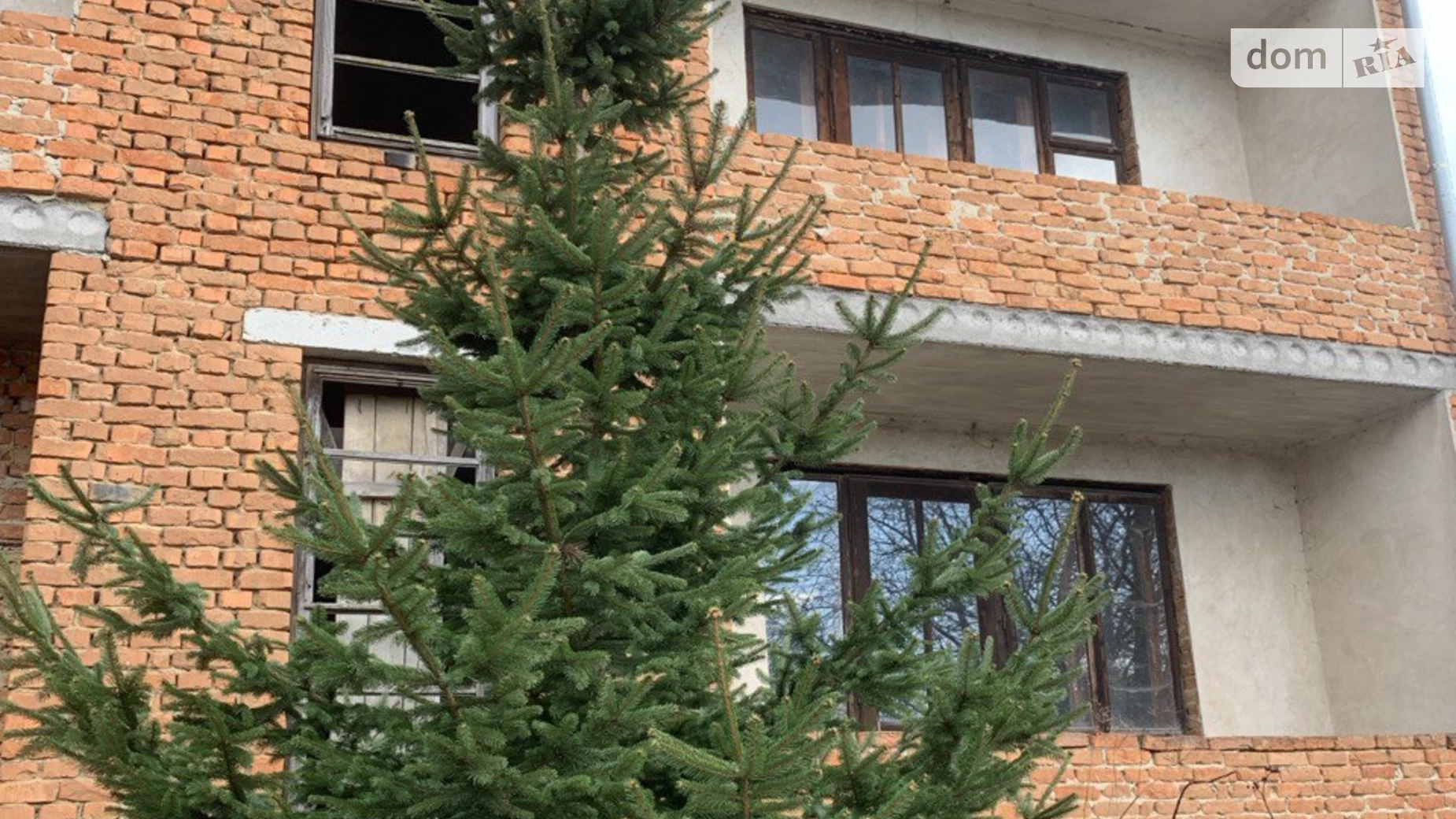 Продается дом на 2 этажа 700 кв. м с верандой, цена: 35000 $ - фото 2
