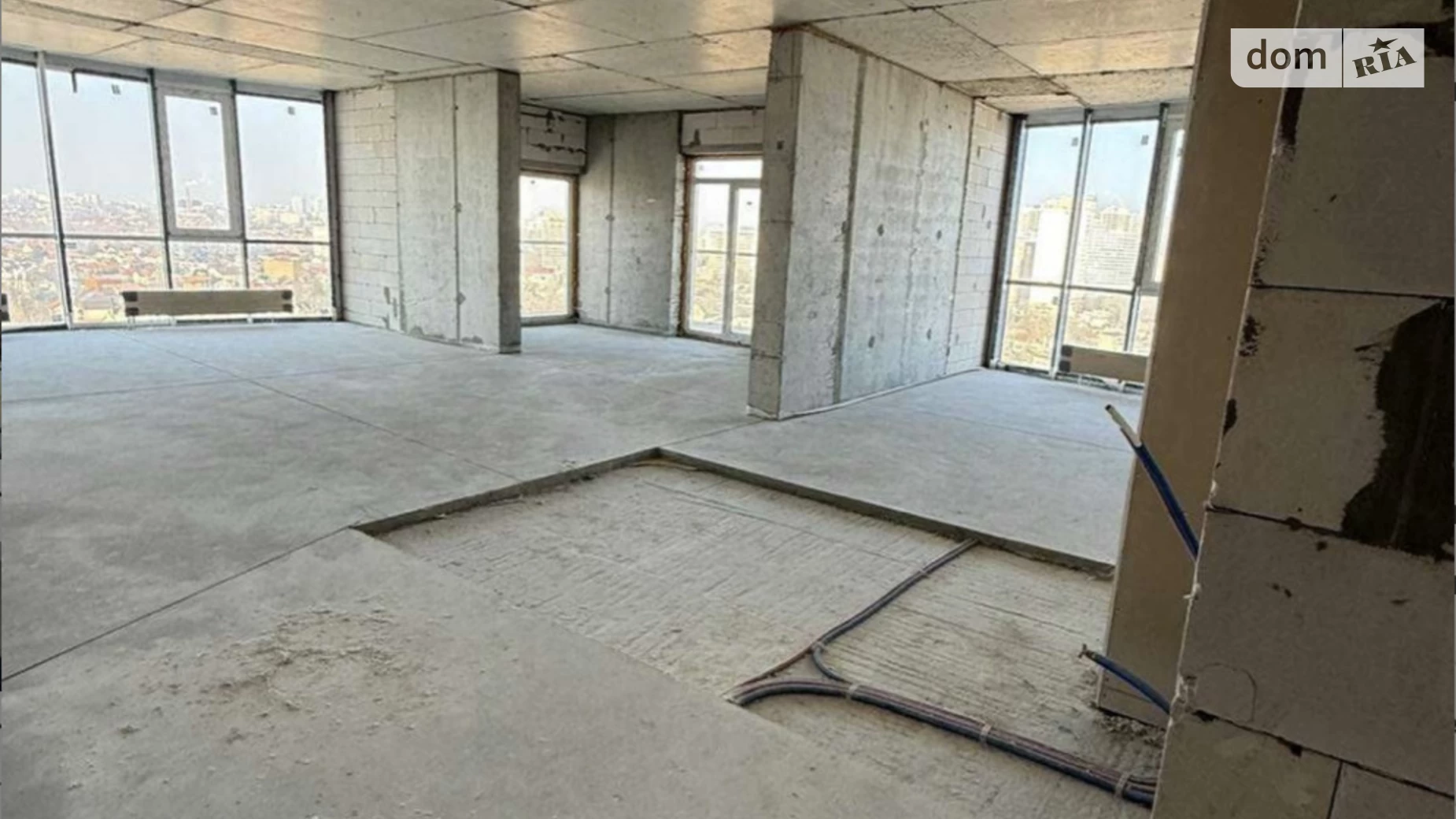 Продається 3-кімнатна квартира 100 кв. м у Одесі, пров. Кордонний, 2/2 - фото 2