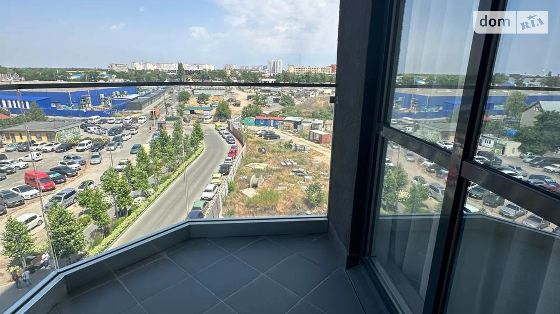 Продается 2-комнатная квартира 65.7 кв. м в Лиманке, ул. Спортивная, 3/4 - фото 2
