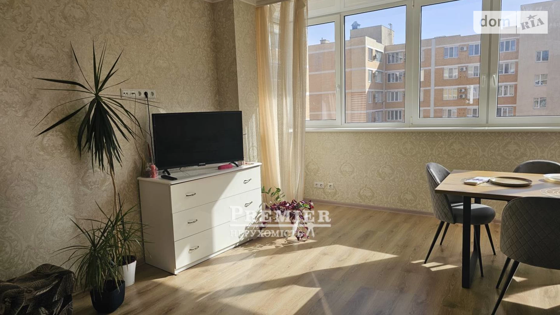 Продается 1-комнатная квартира 34.7 кв. м в Черноморске, ул. Защитников Украины(1 Мая) - фото 2