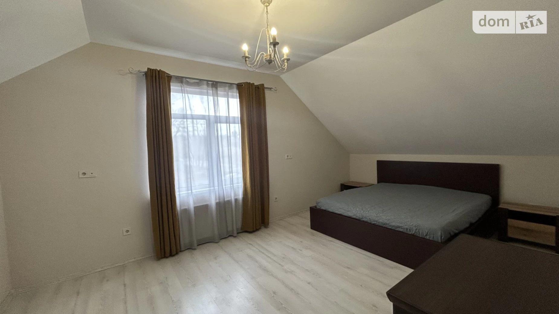 Продается дом на 2 этажа 100 кв. м с балконом, цена: 100000 $ - фото 4