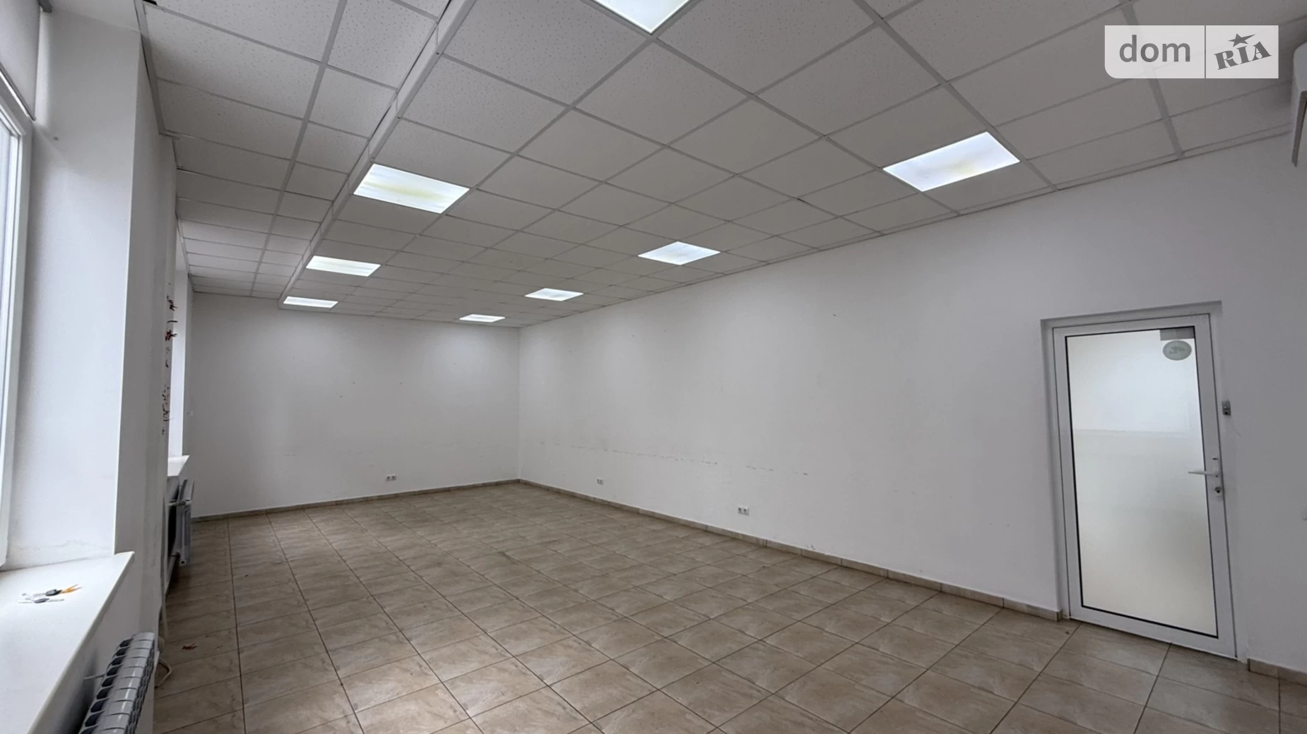 Сдается в аренду офис 44 кв. м в бизнес-центре, цена: 17600 грн - фото 2