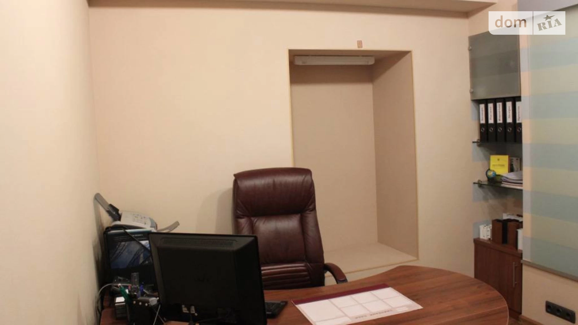 Продается офис 58.7 кв. м в бизнес-центре, цена: 65000 $ - фото 3