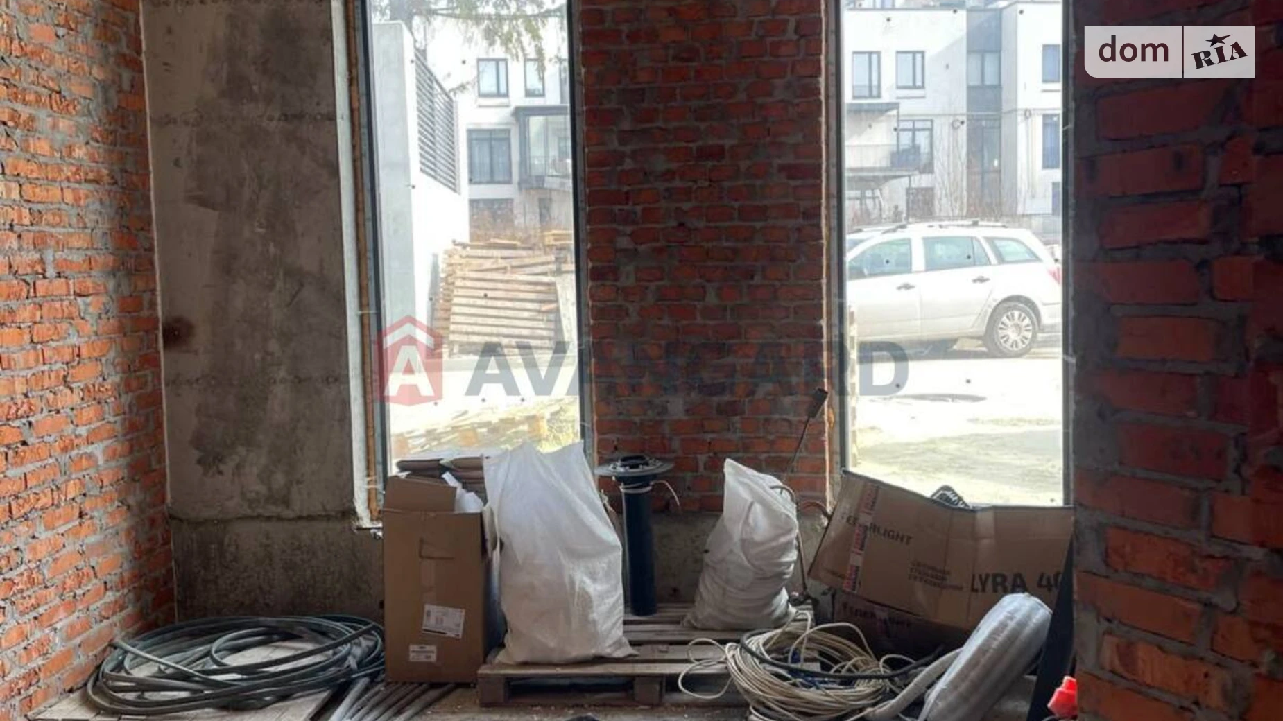 Продается объект сферы услуг 174 кв. м в 5-этажном здании, цена: 348000 $ - фото 3