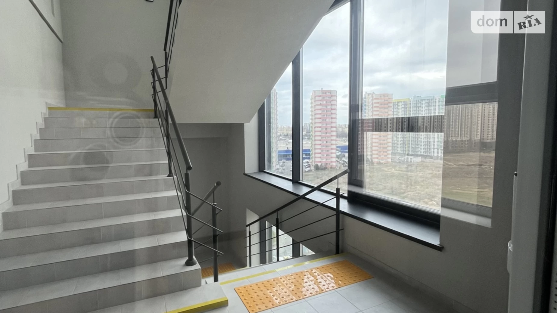 Продається офіс 33 кв. м в бізнес-центрі, цена: 32000 $ - фото 4