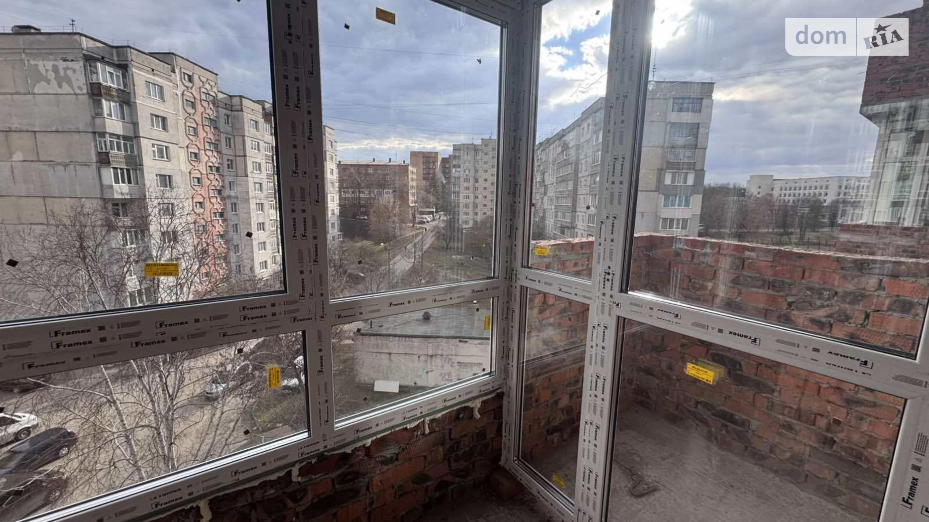 Продается 1-комнатная квартира 42 кв. м в Хмельницком, ул. Институтская - фото 2