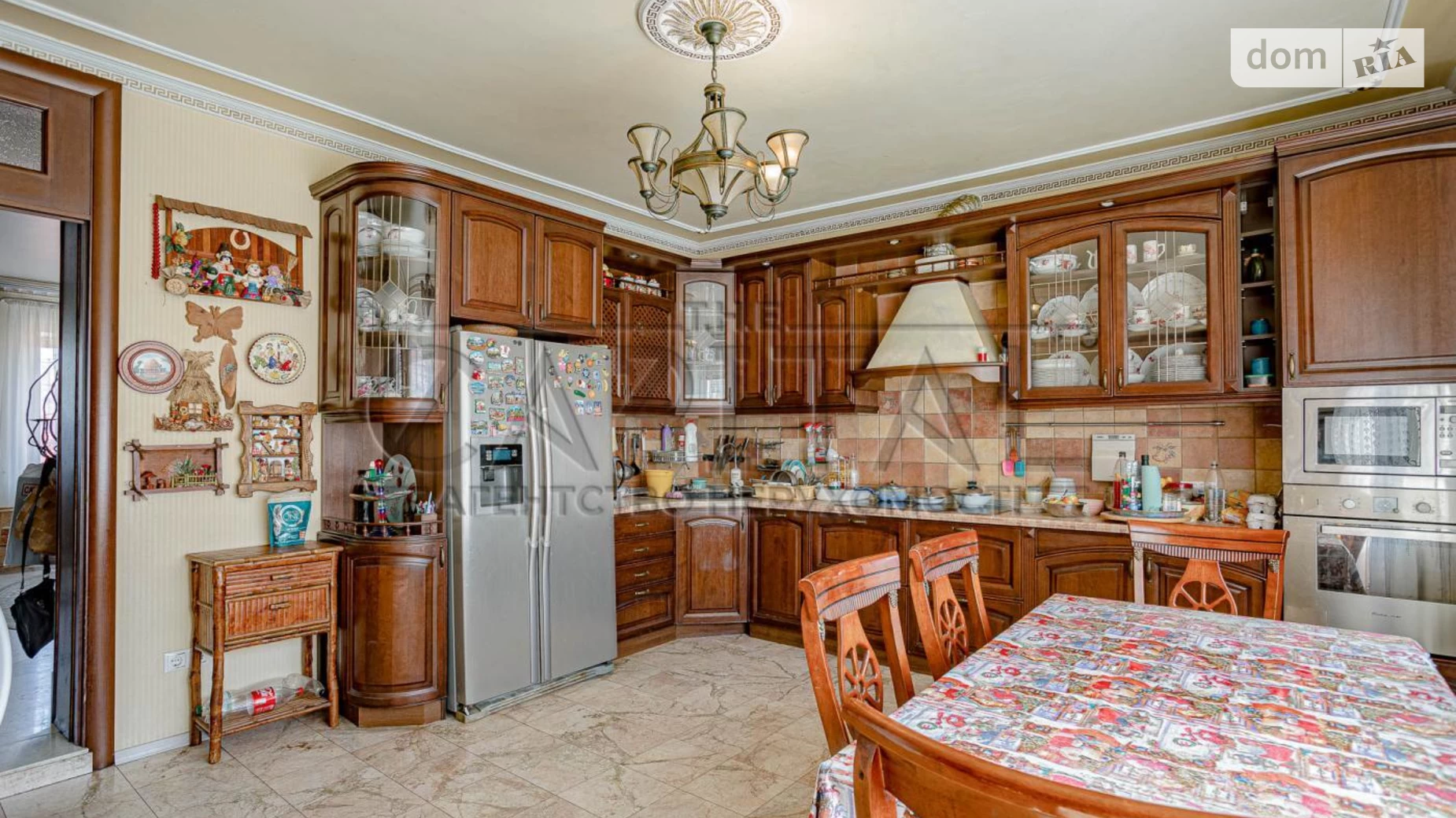 Продается дом на 2 этажа 168 кв. м с мансардой, цена: 158000 $ - фото 2