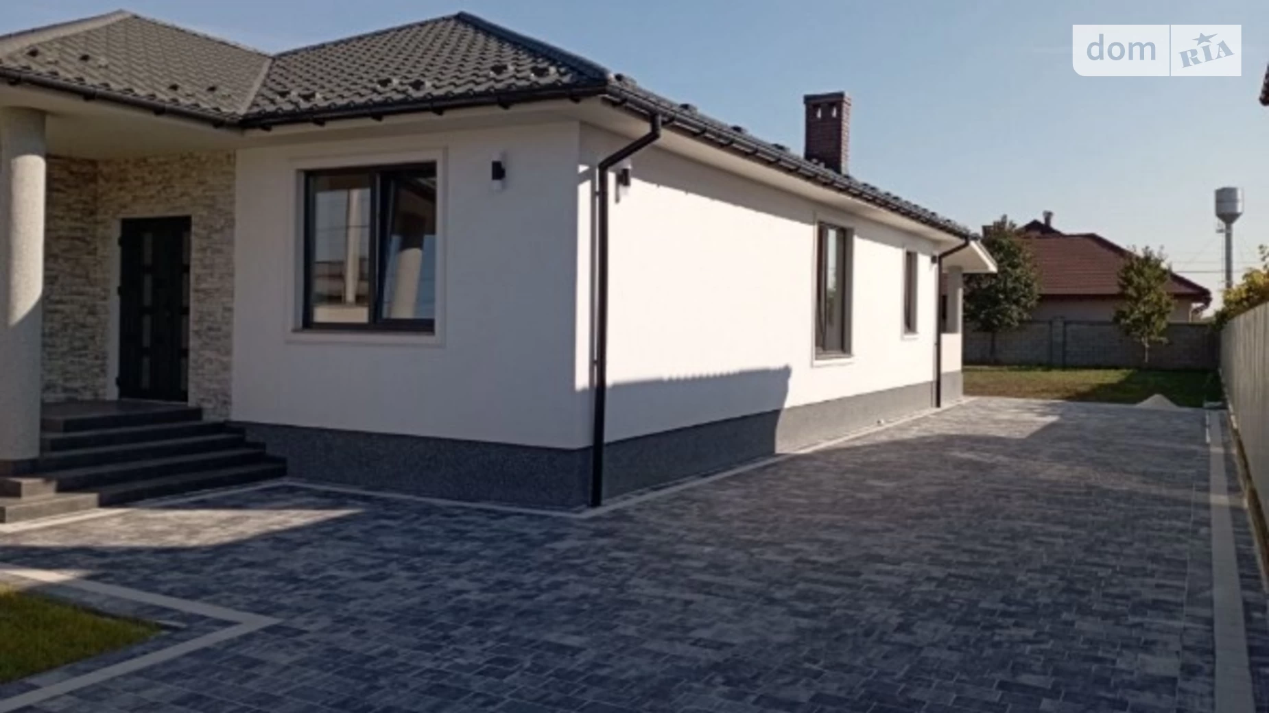 Продается одноэтажный дом 135 кв. м с бассейном, цена: 185000 $ - фото 2