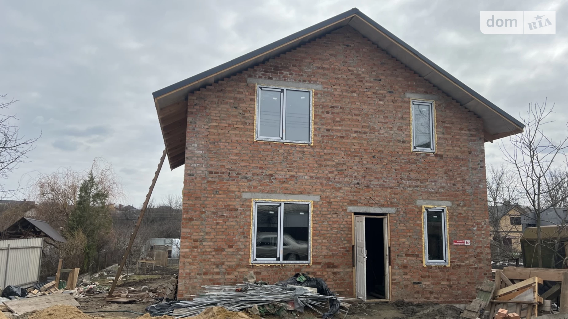 Продается дом на 2 этажа 125 кв. м с беседкой, цена: 92000 $ - фото 2